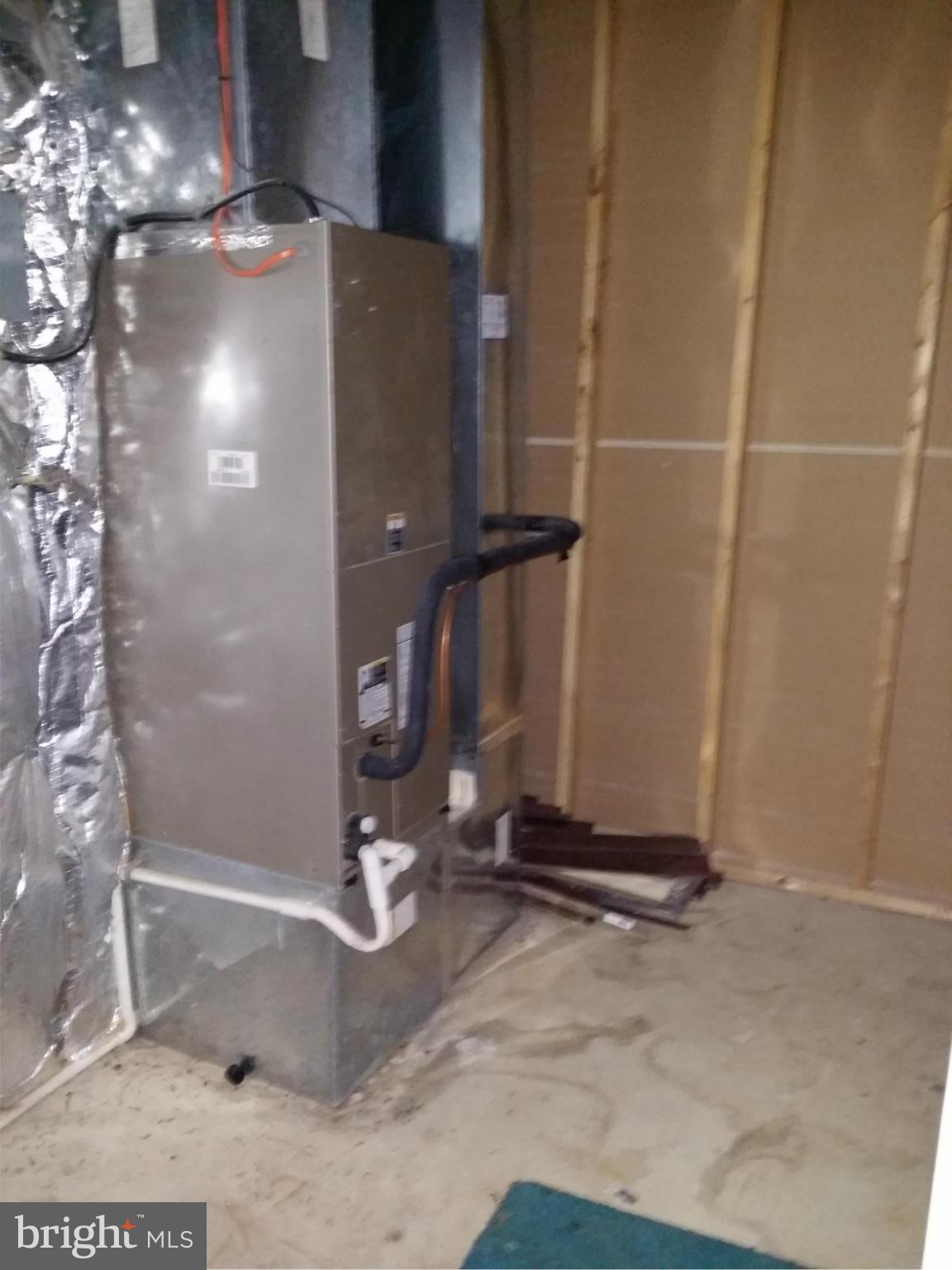 ROLAND TERRACE - Residential