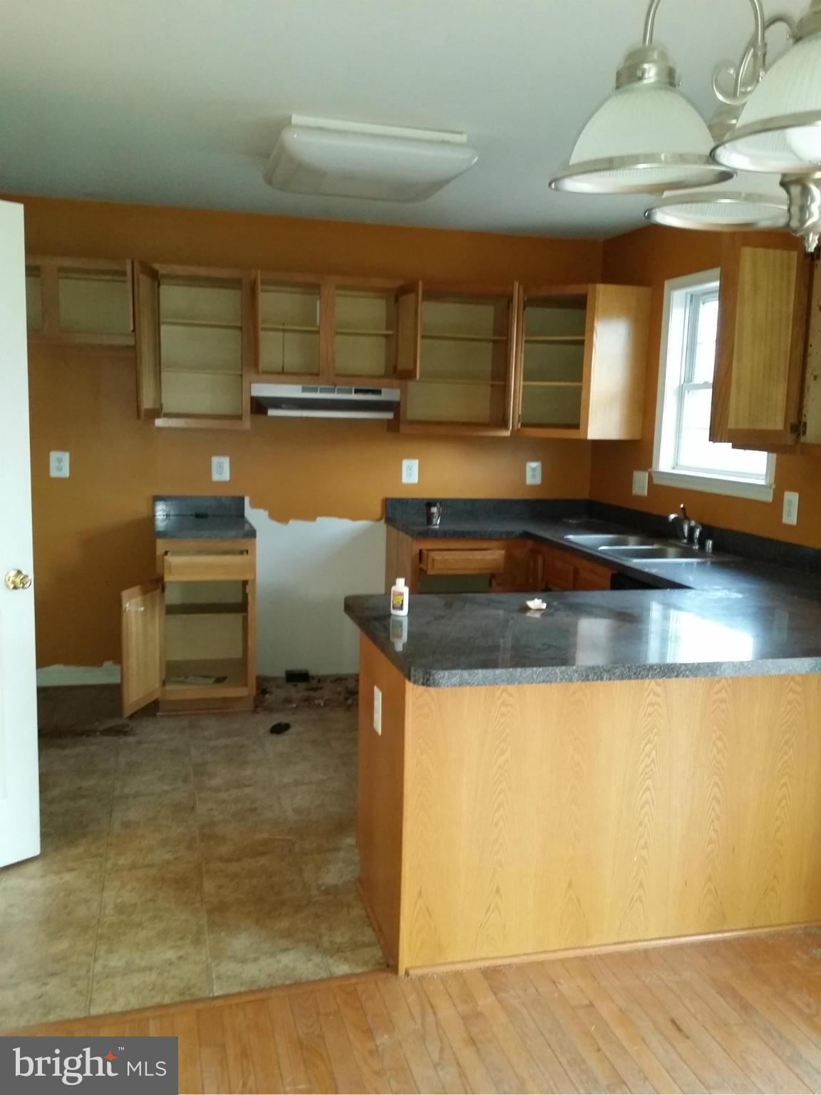 ROLAND TERRACE - Residential