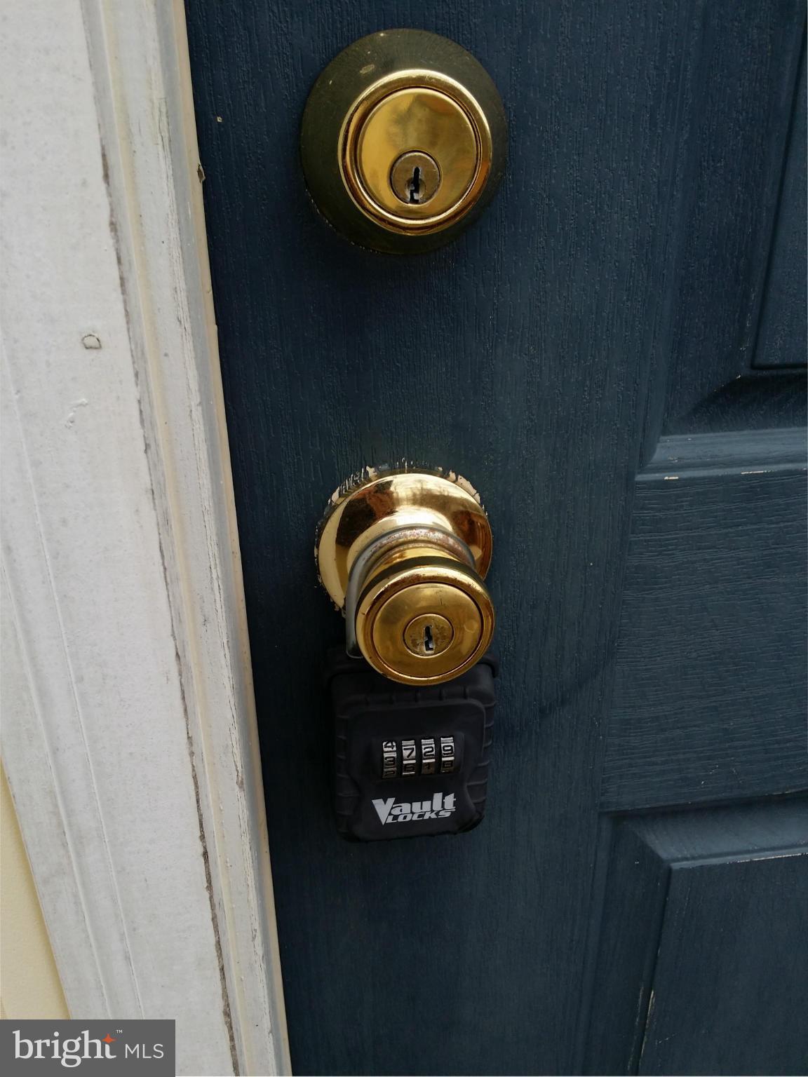 ROLAND TERRACE - Residential