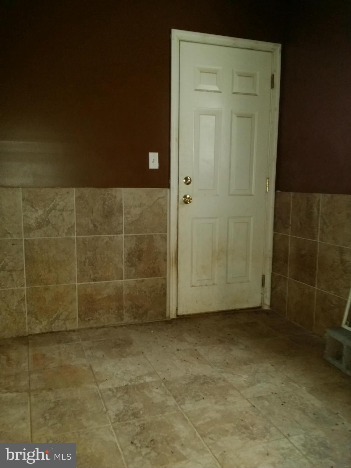 ROLAND TERRACE - Residential