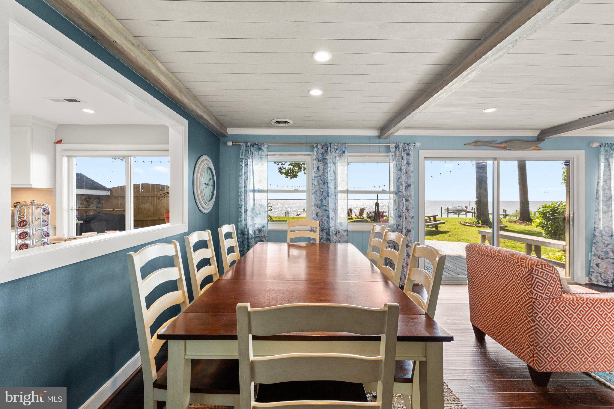 RAGGED POINT BEACH - Residential