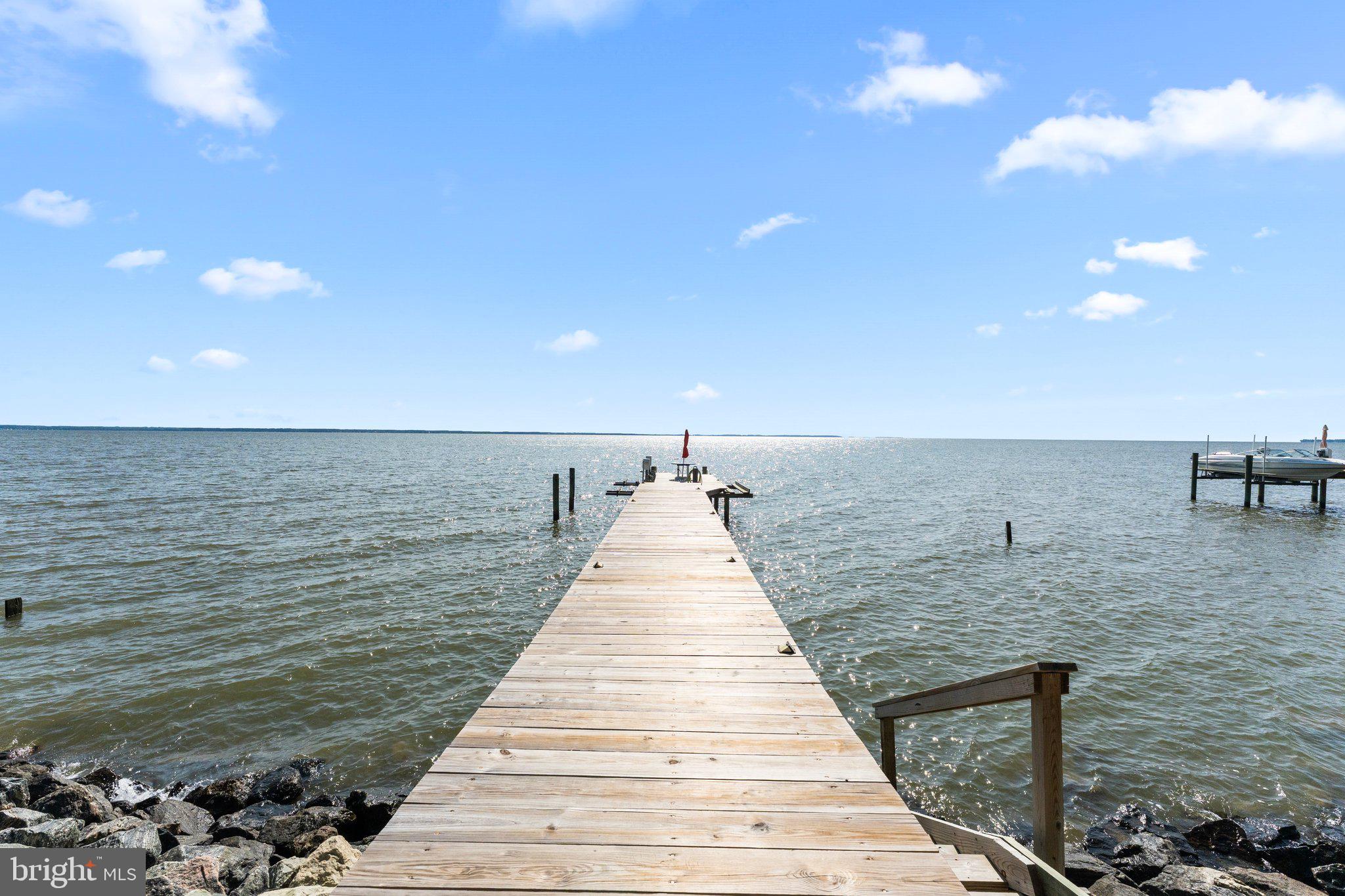 RAGGED POINT BEACH - Residential
