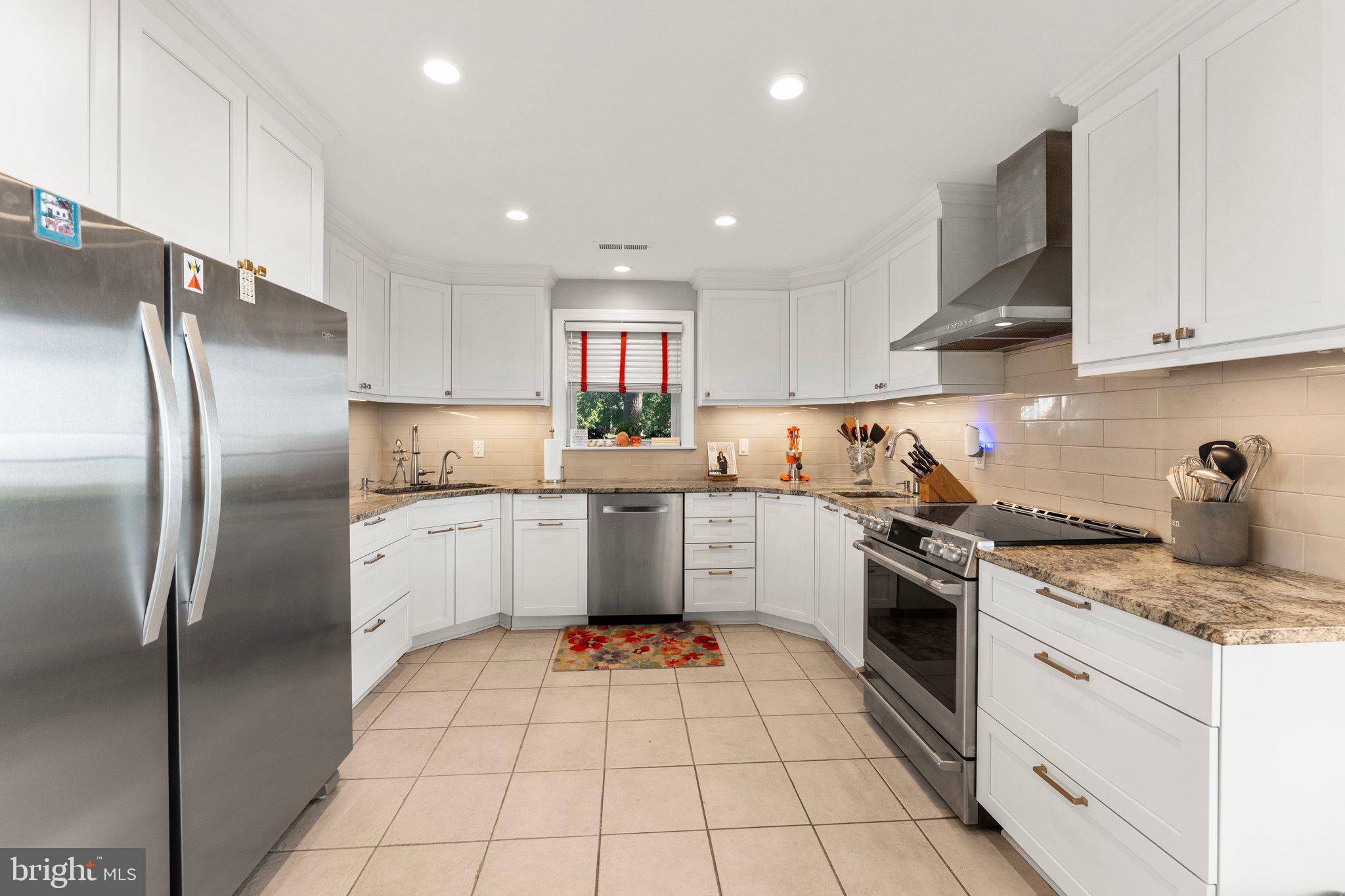 RAGGED POINT BEACH - Residential