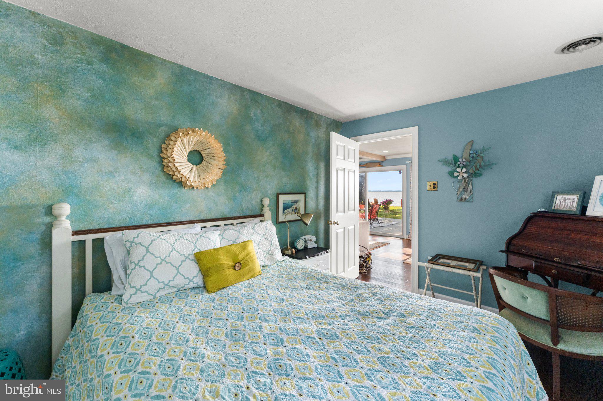 RAGGED POINT BEACH - Residential