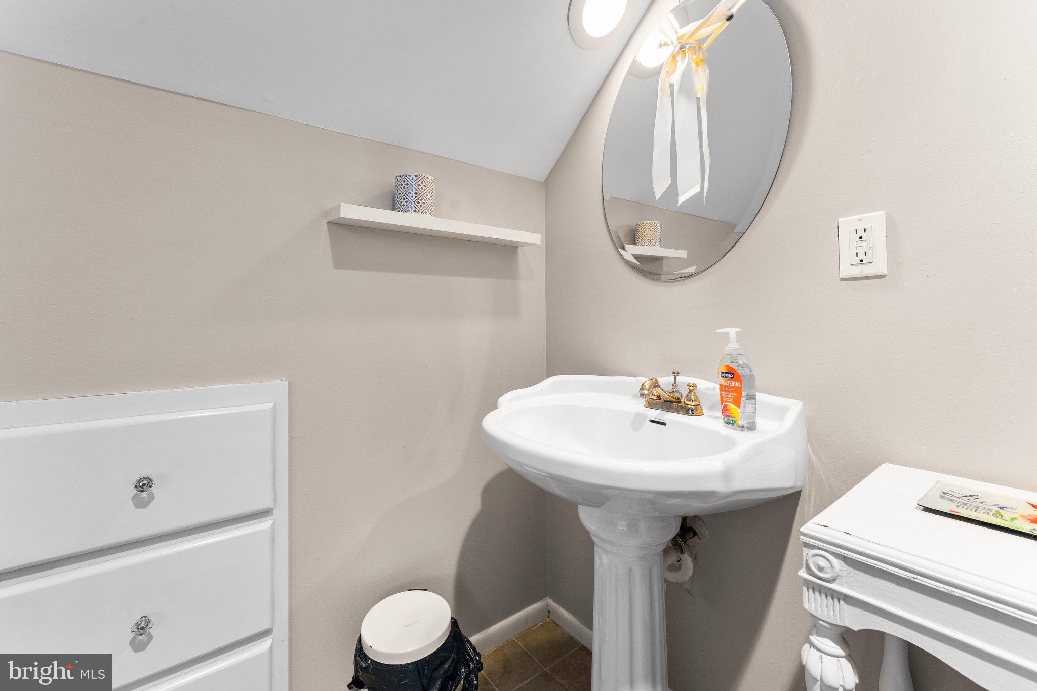 RAGGED POINT BEACH - Residential