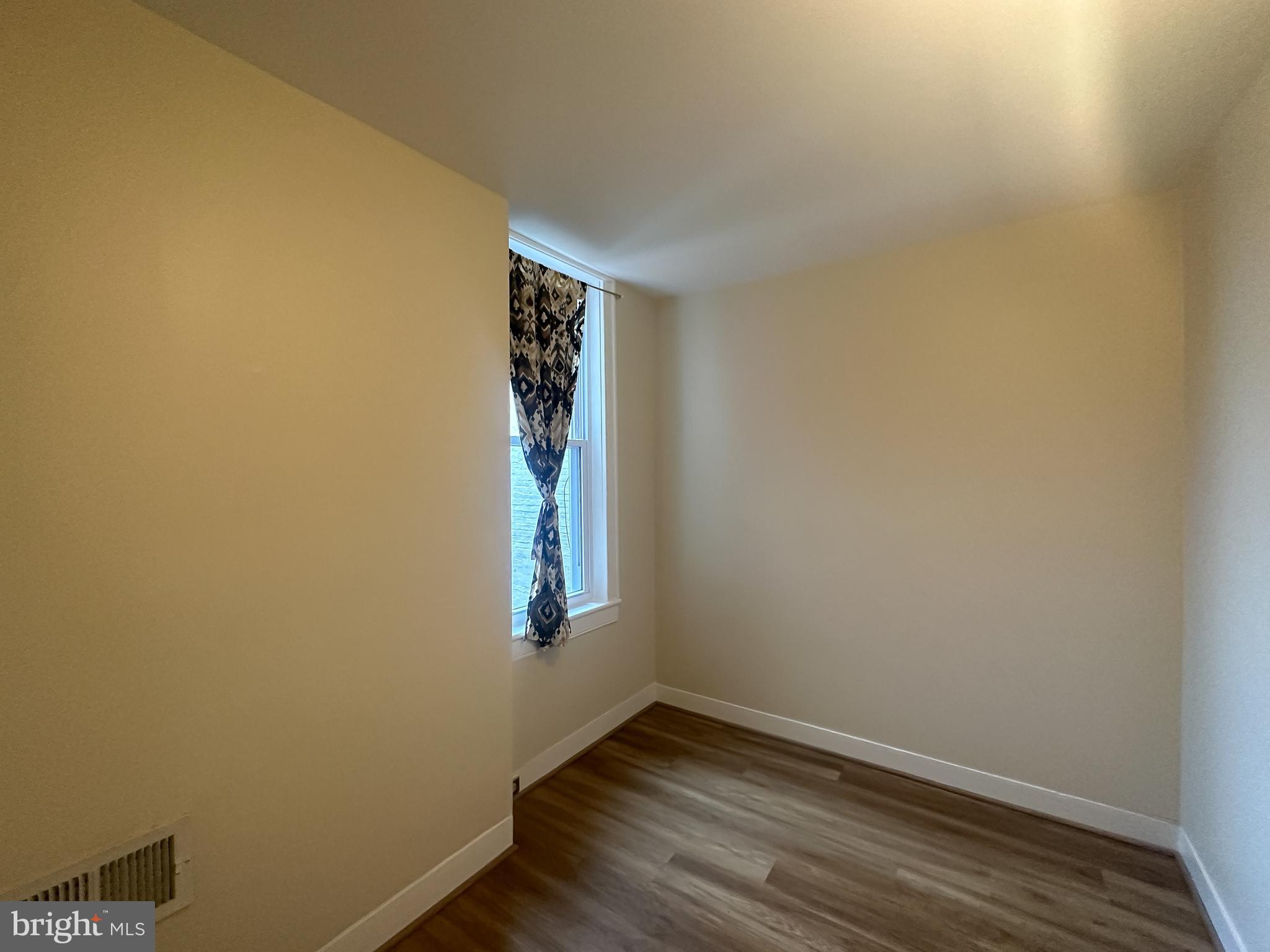 HAMPDEN HISTORIC DISTRICT - Residential Lease