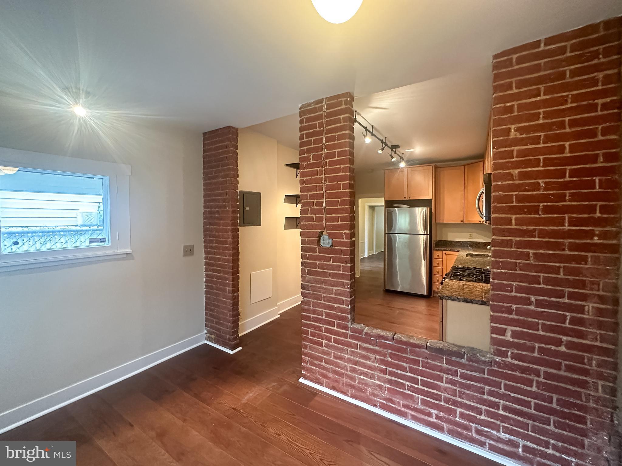 HAMPDEN HISTORIC DISTRICT - Residential Lease