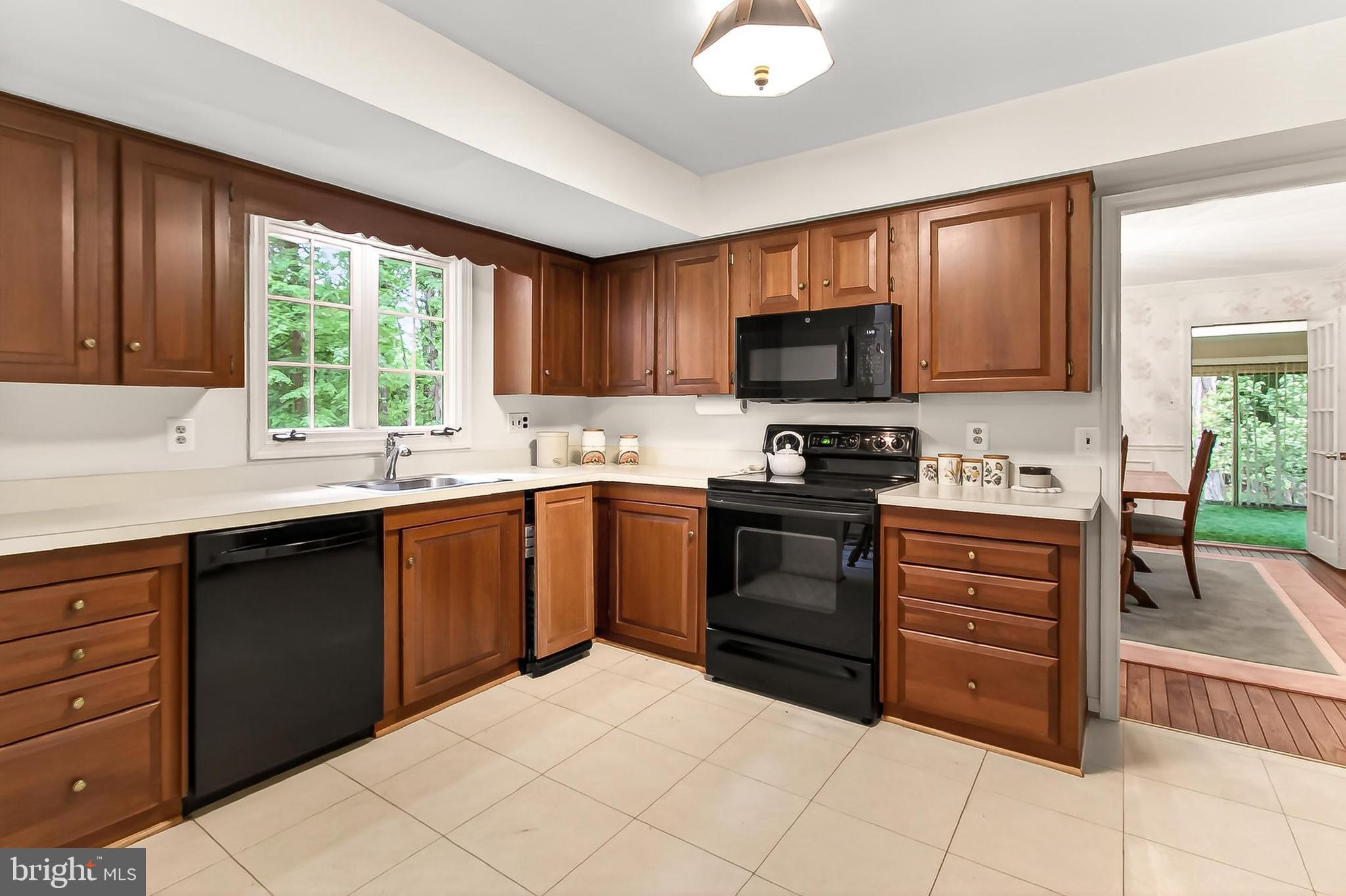 BOUNDBROOK - Residential