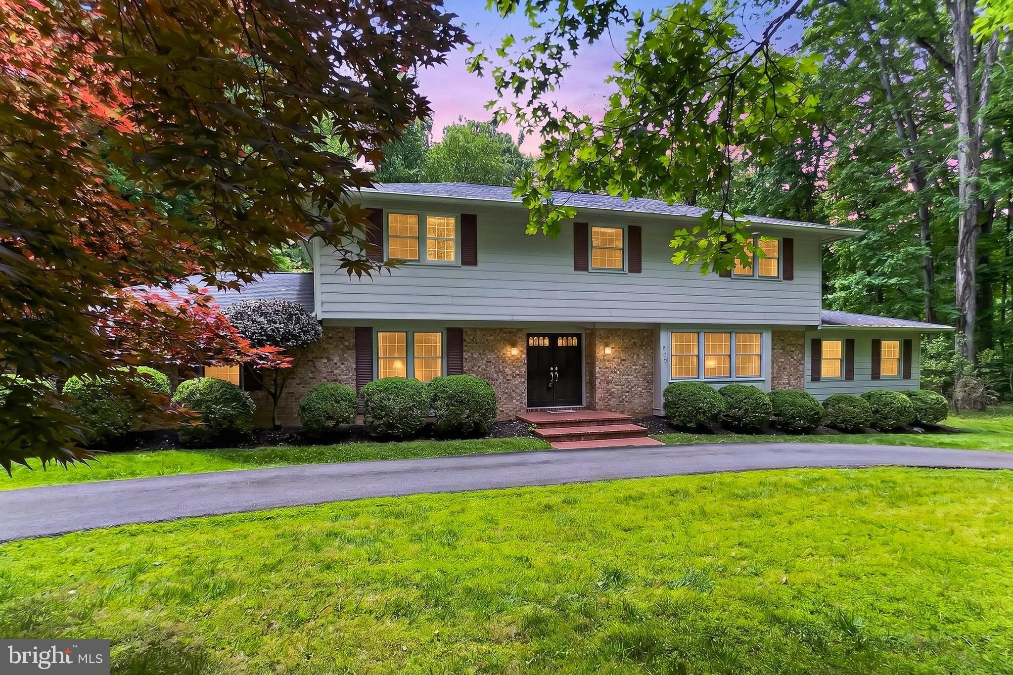 BOUNDBROOK - Residential