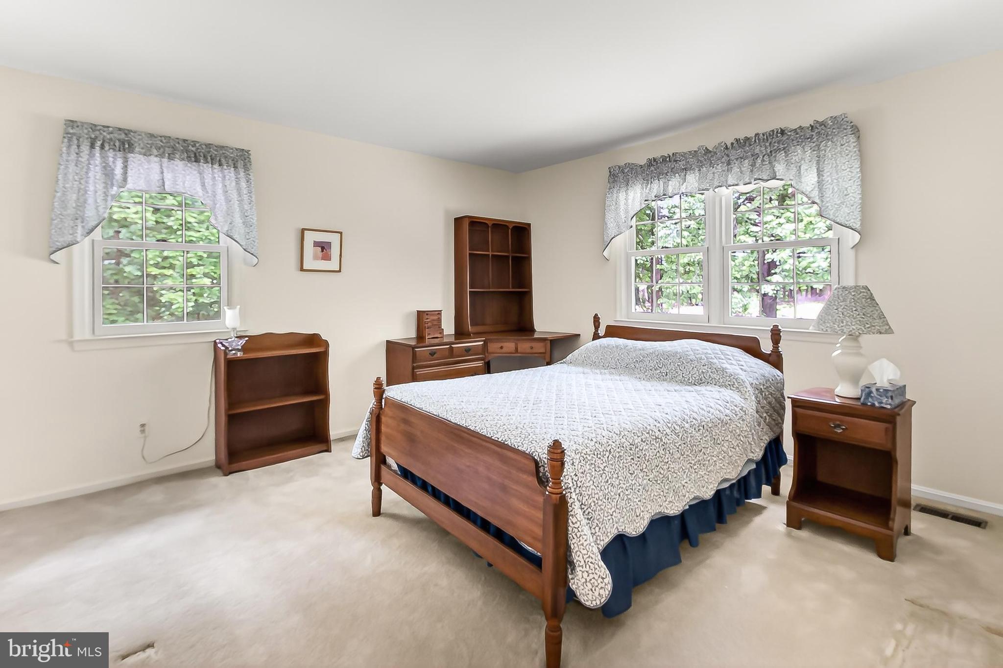 BOUNDBROOK - Residential