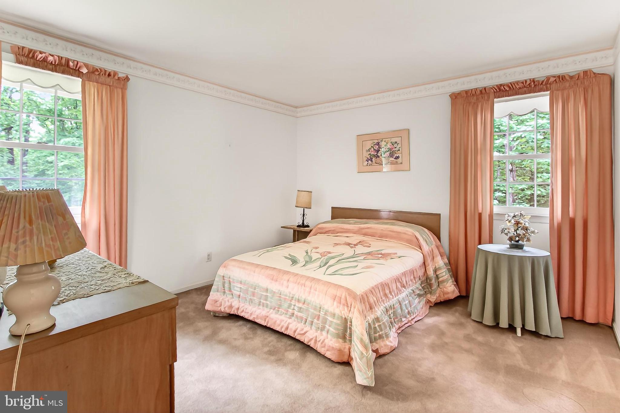BOUNDBROOK - Residential
