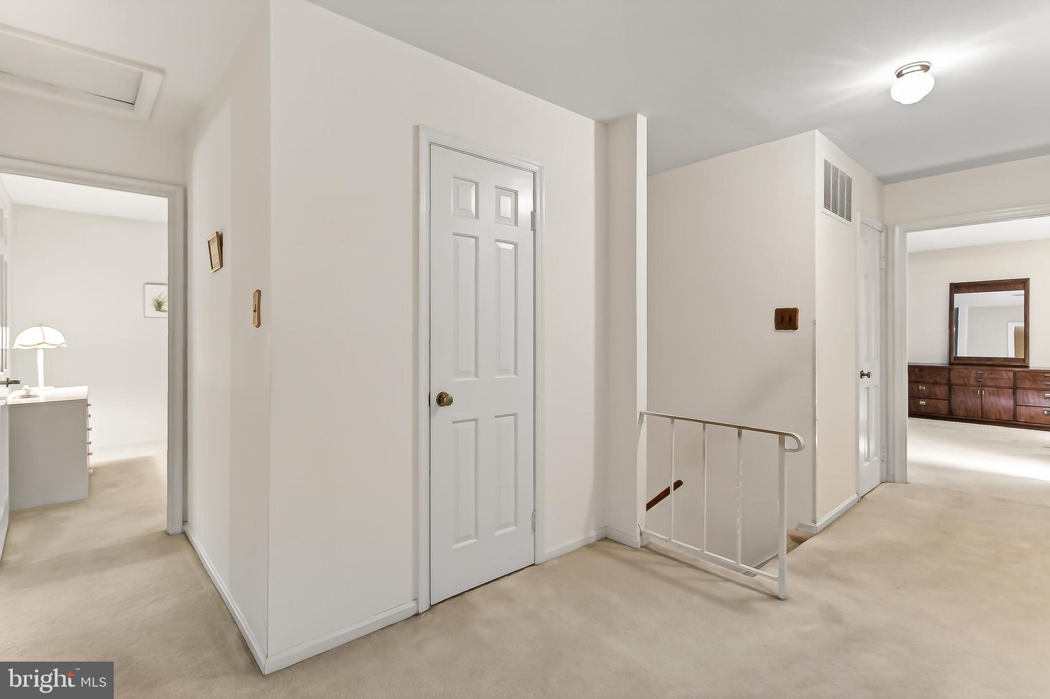 BOUNDBROOK - Residential