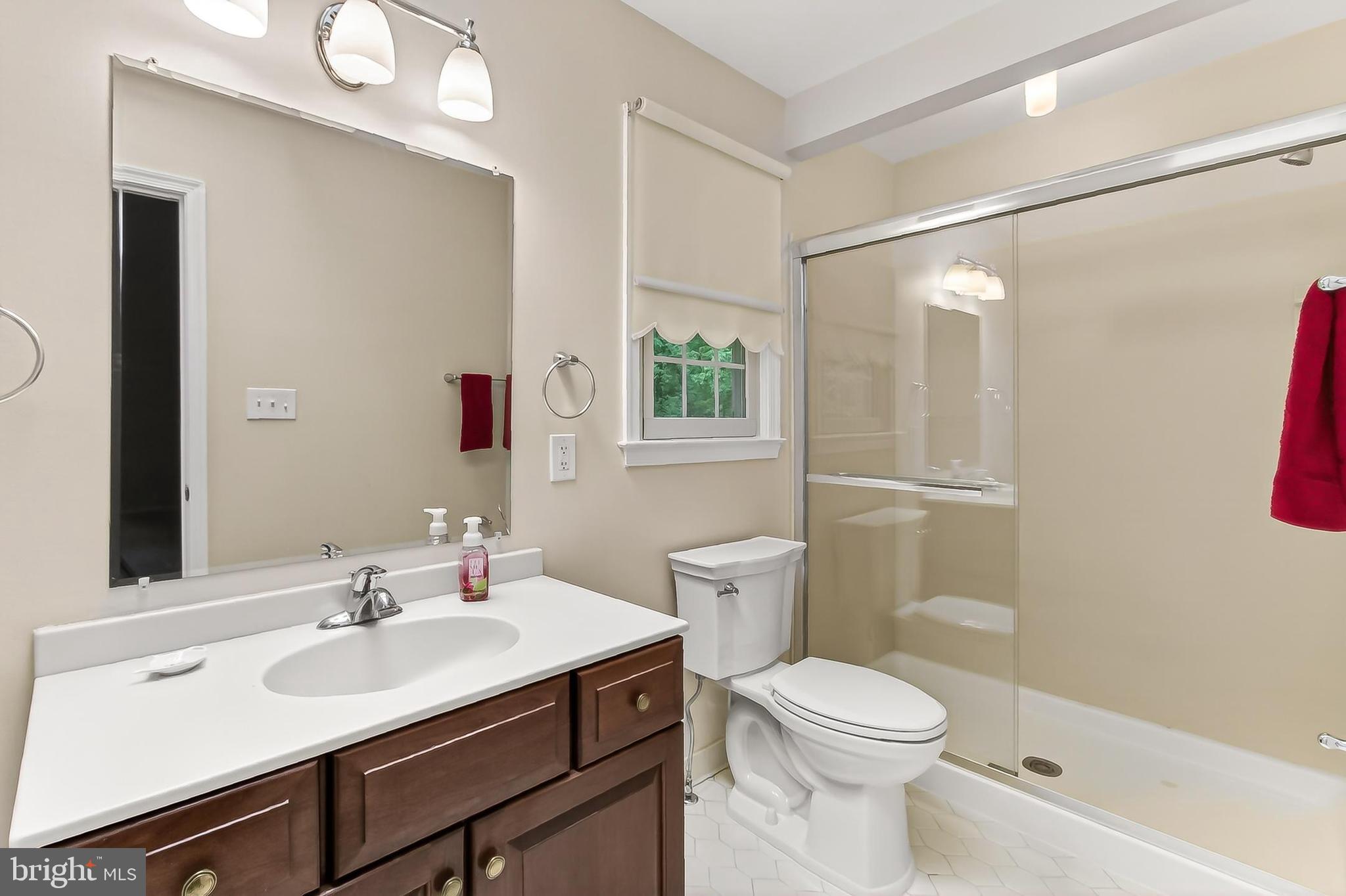 BOUNDBROOK - Residential