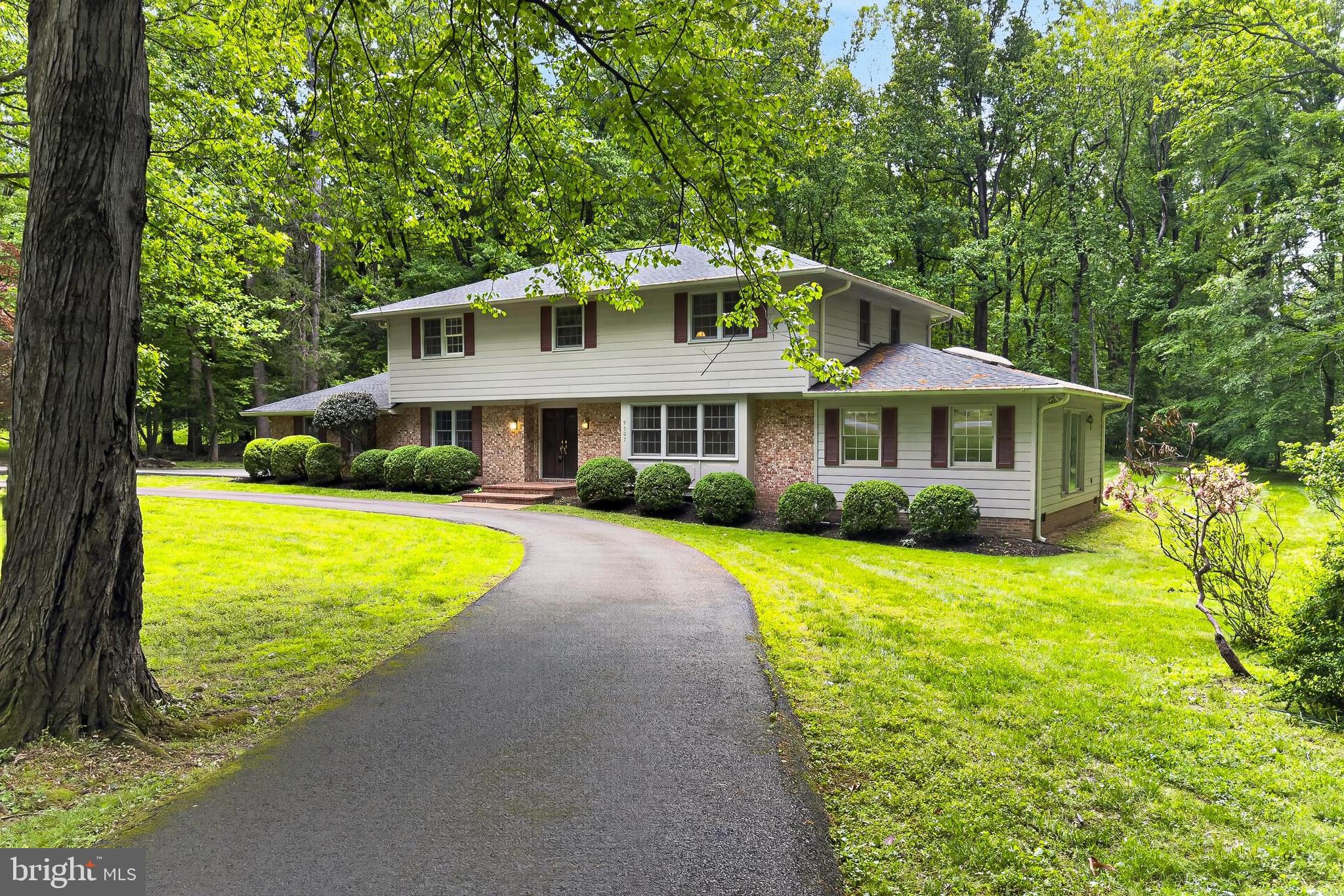BOUNDBROOK - Residential