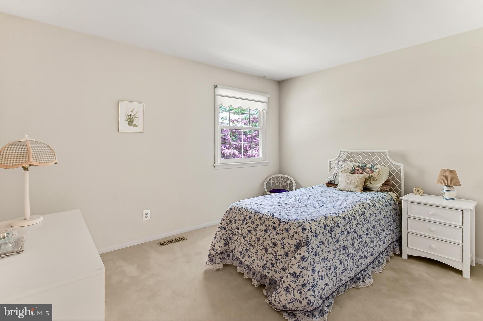 BOUNDBROOK - Residential