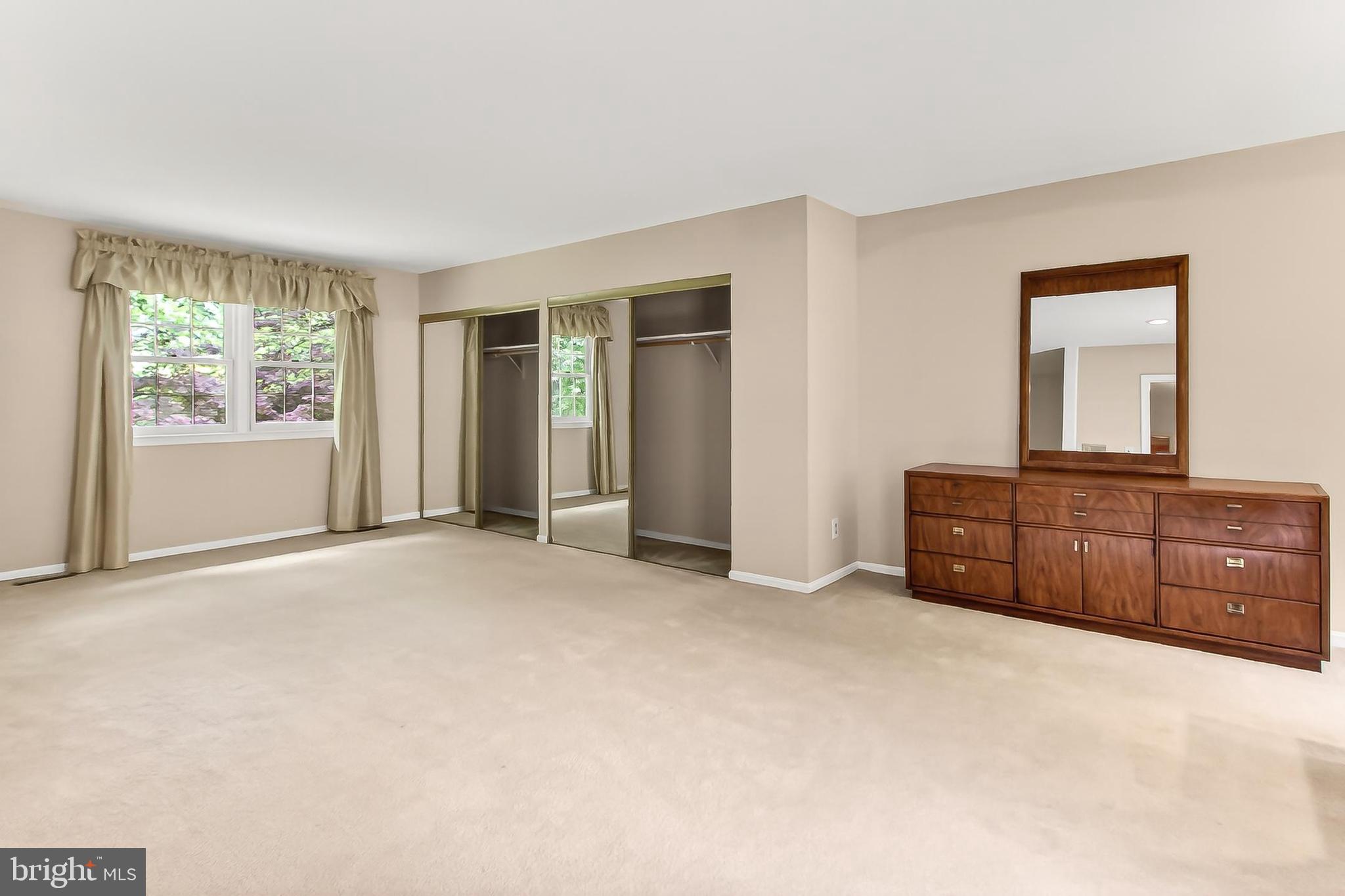 BOUNDBROOK - Residential
