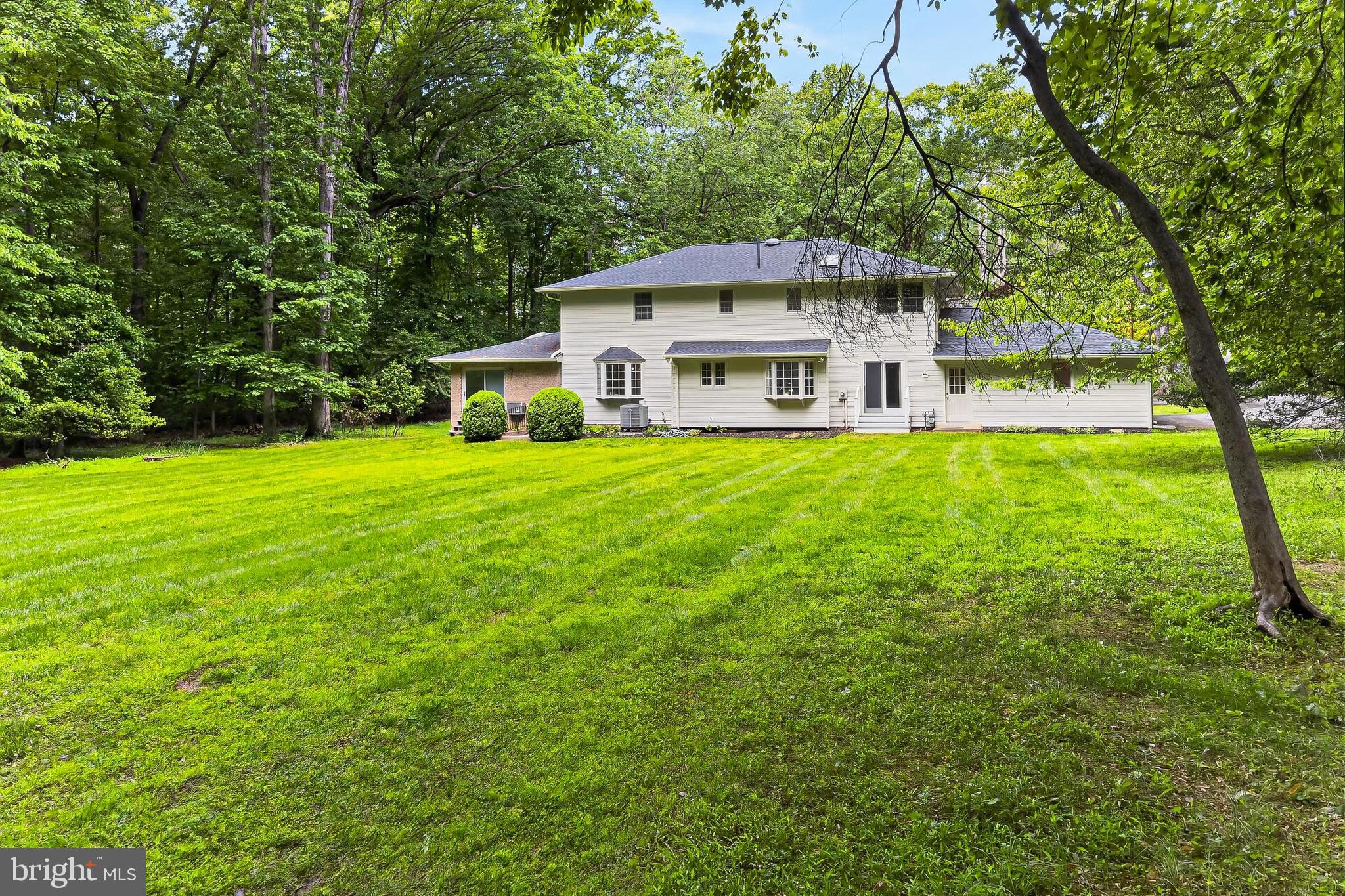 BOUNDBROOK - Residential