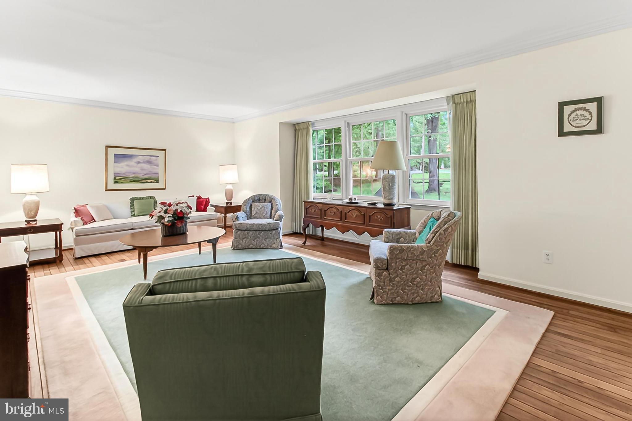 BOUNDBROOK - Residential