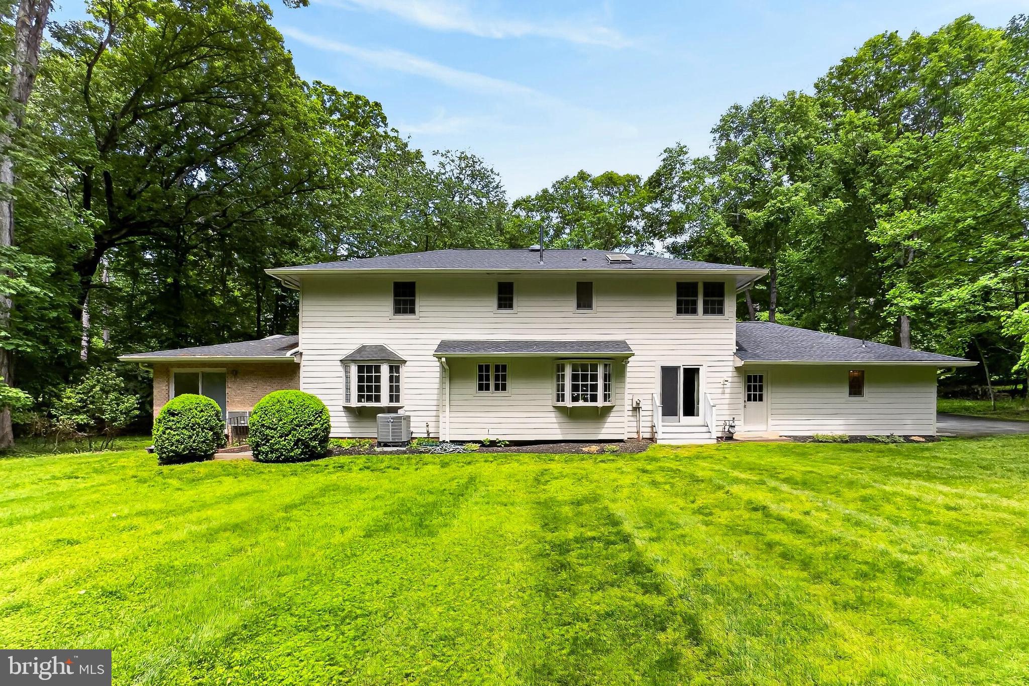 BOUNDBROOK - Residential