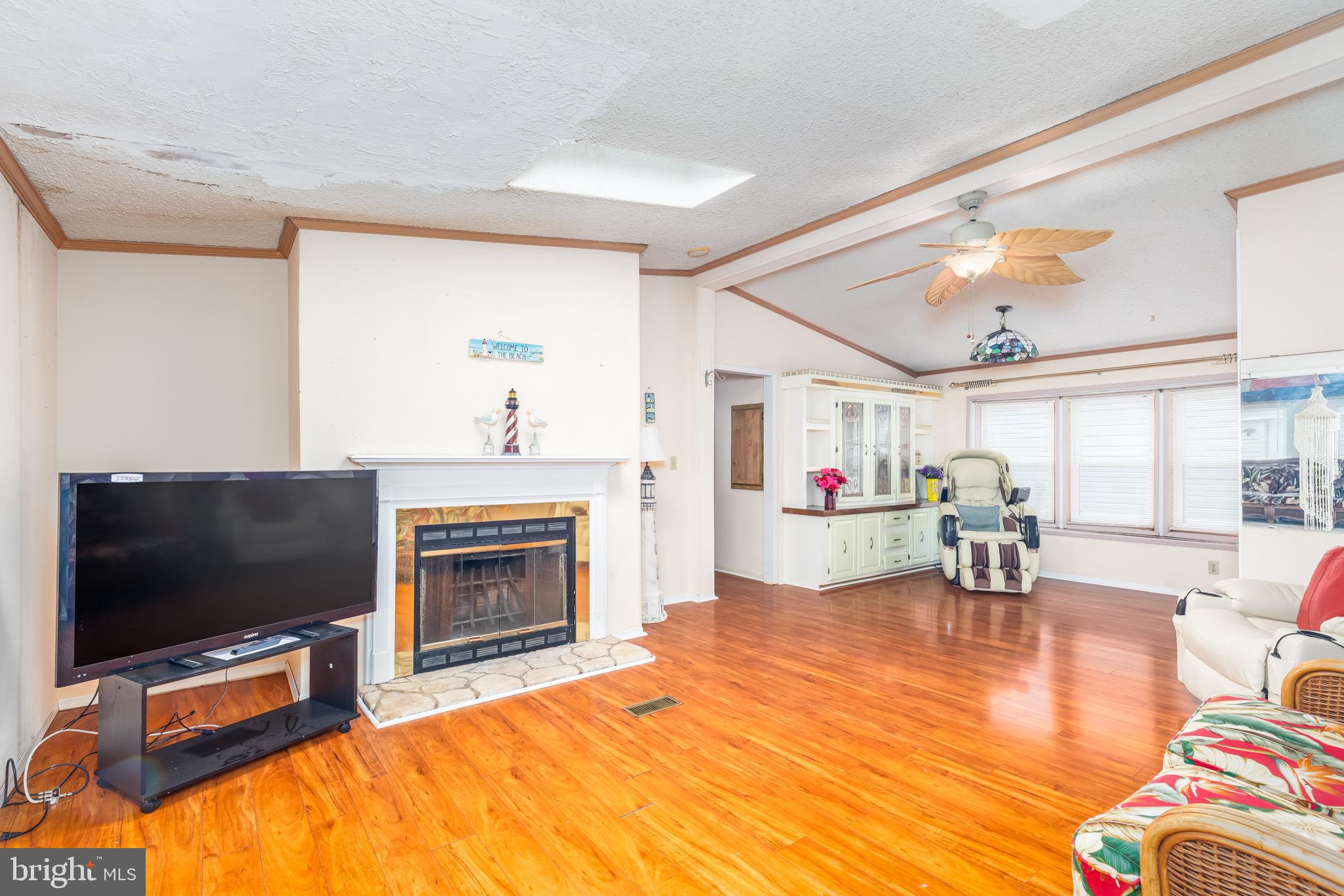 MYSTIC HARBOUR - Residential