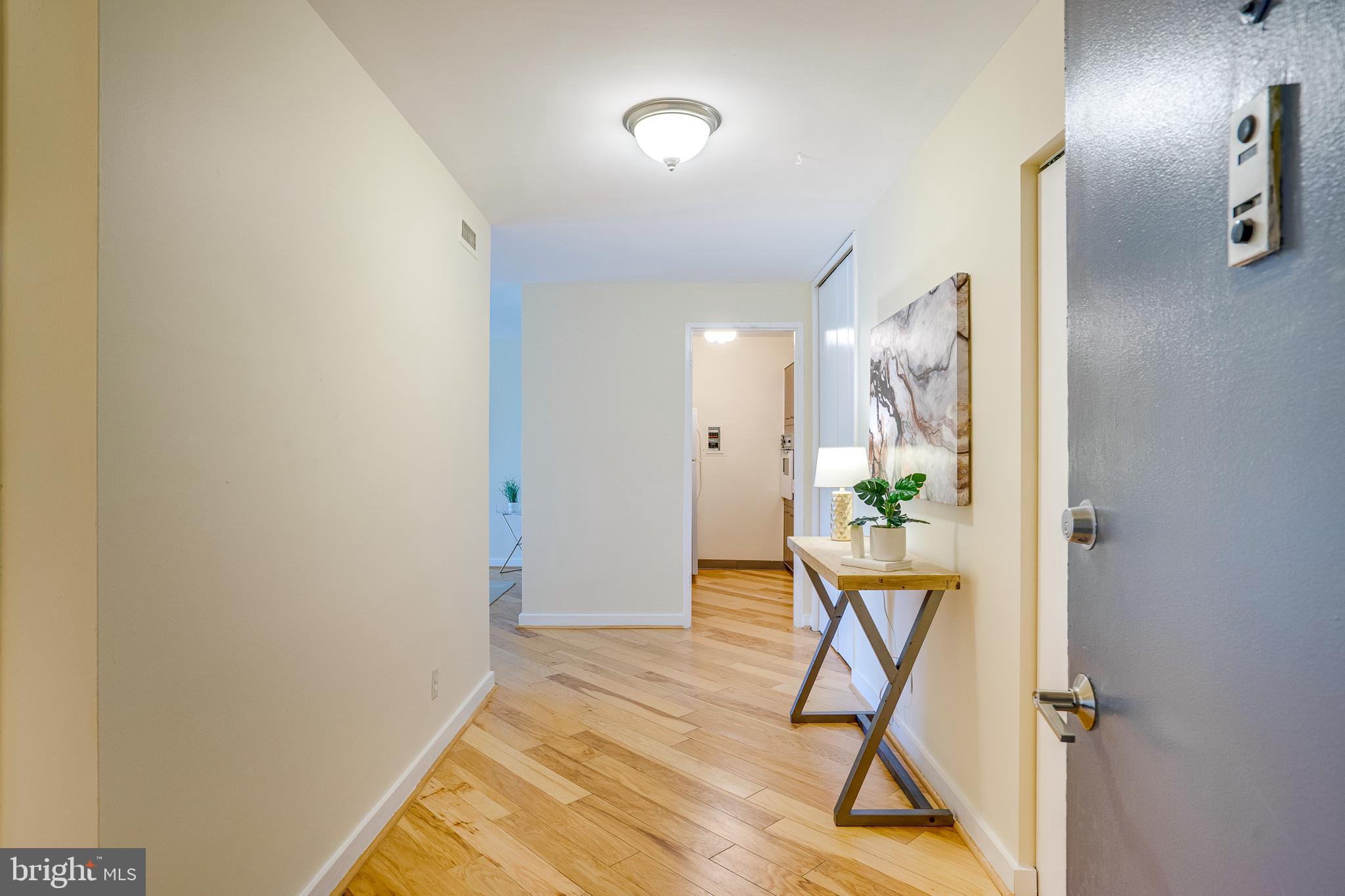 LAKE ANNE OF RESTON - Residential