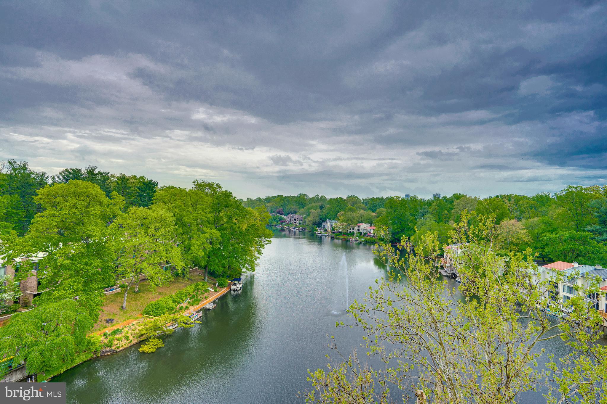 LAKE ANNE OF RESTON - Residential