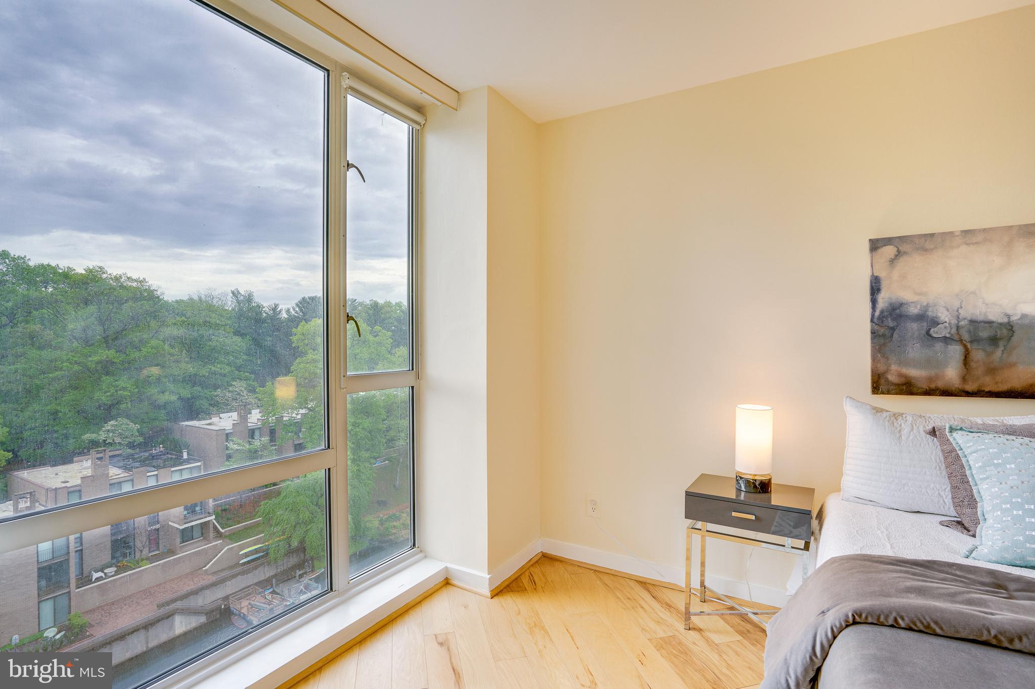 LAKE ANNE OF RESTON - Residential