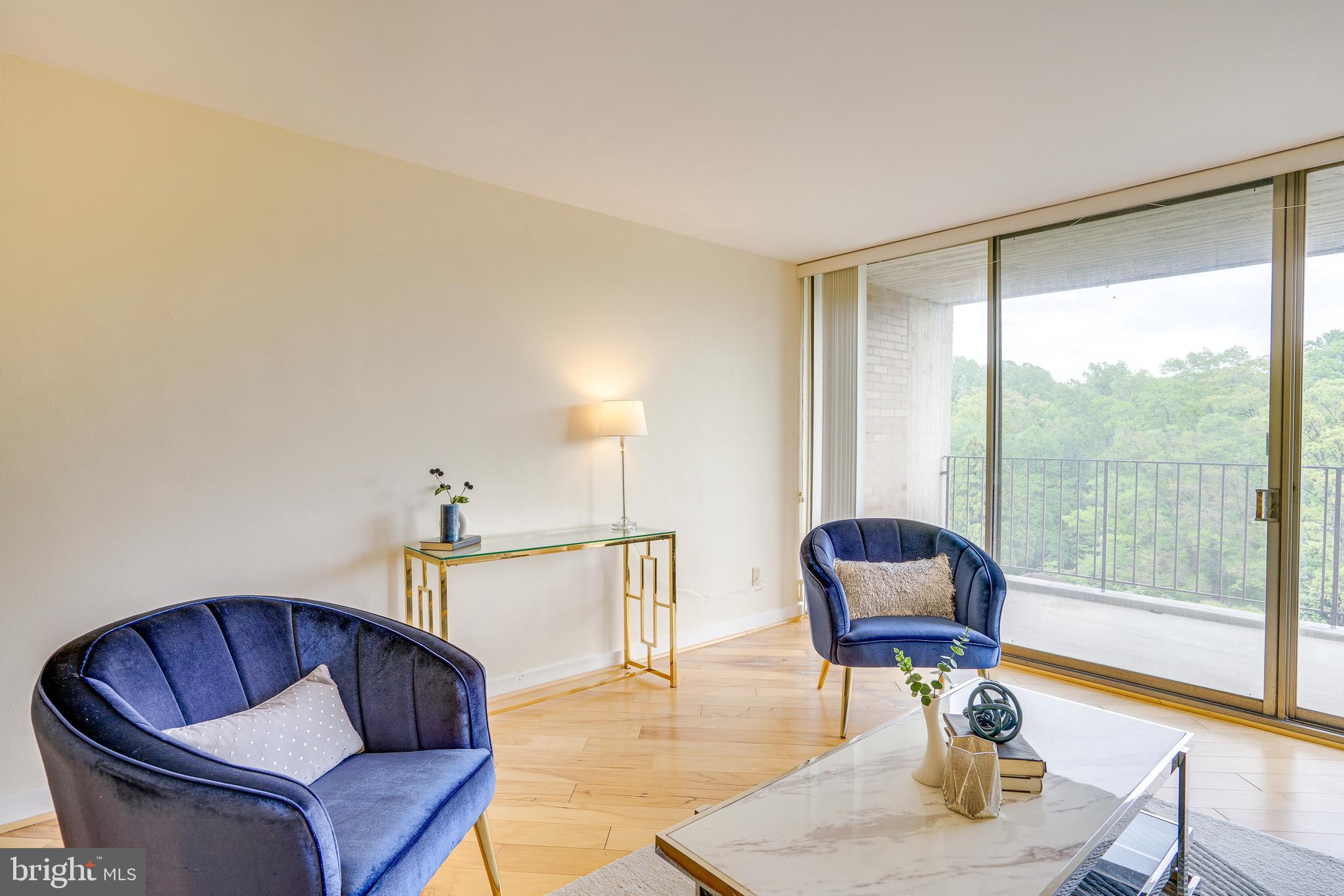 LAKE ANNE OF RESTON - Residential