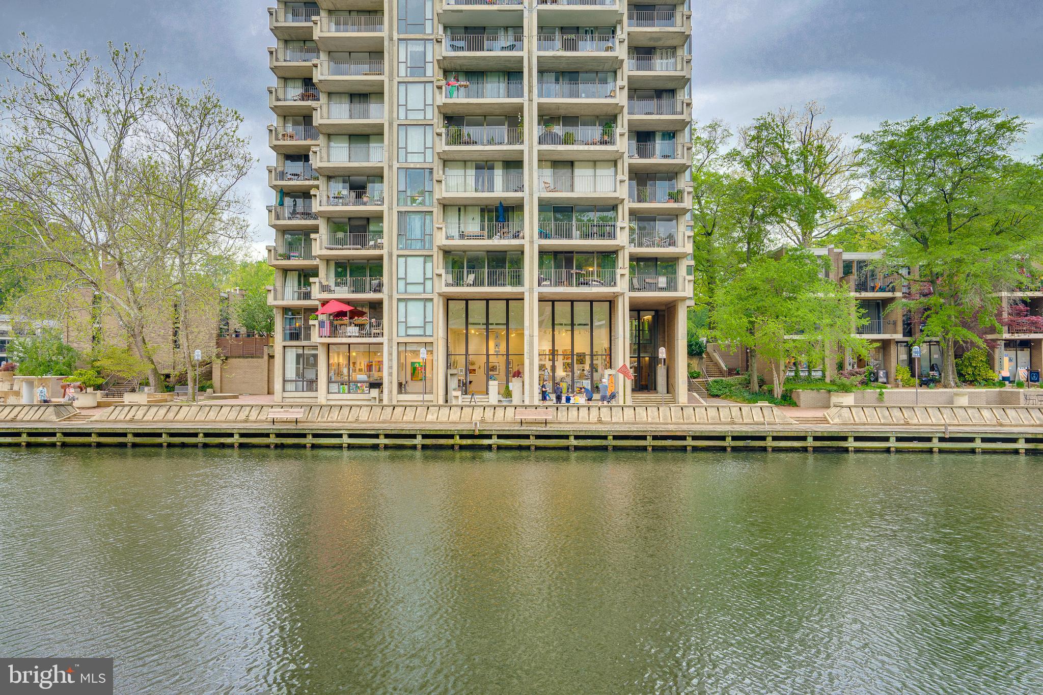 LAKE ANNE OF RESTON - Residential