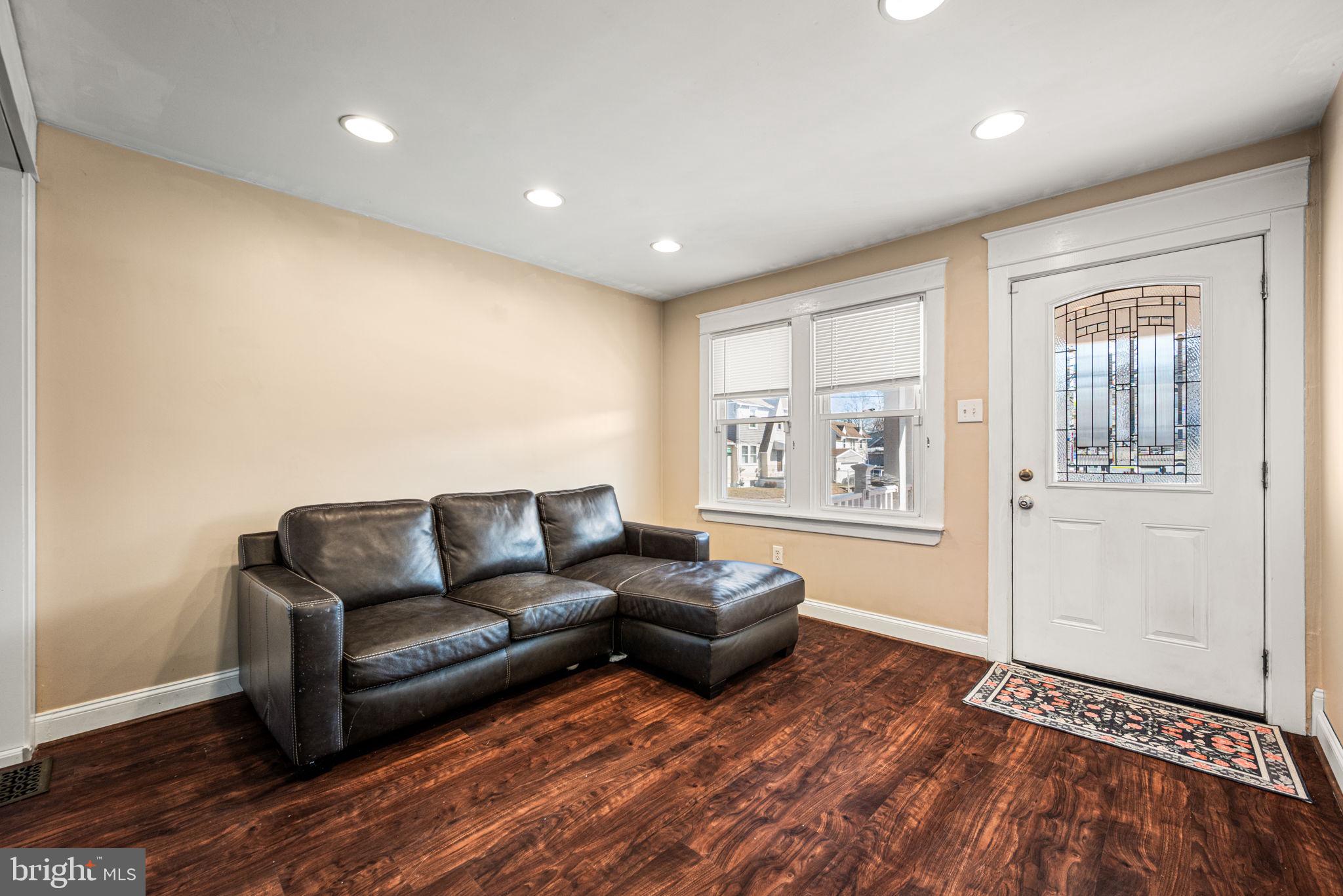 WOODLYN - Residential