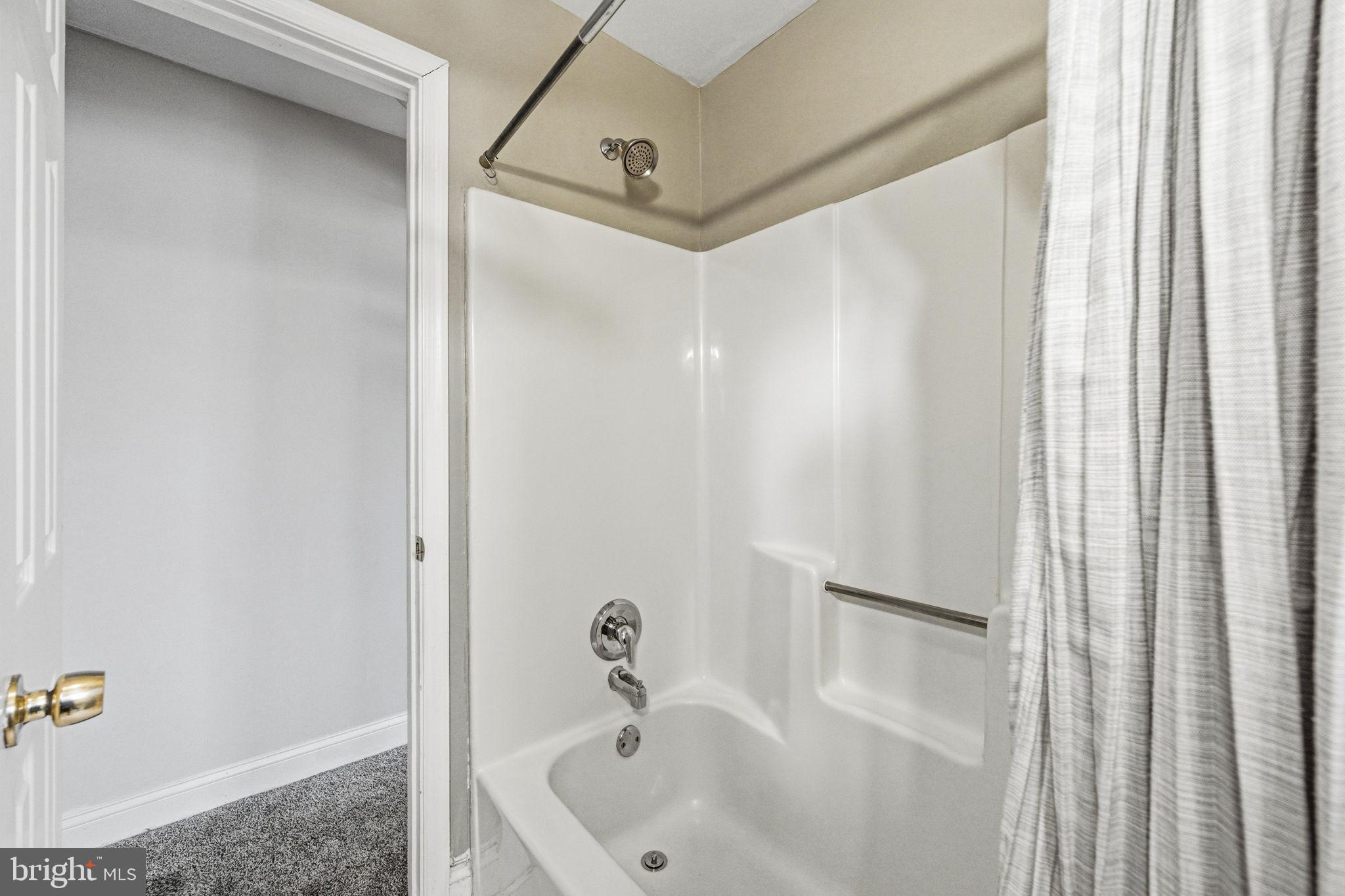 WOODLYN - Residential