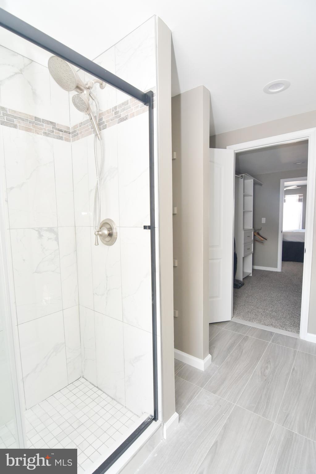 BARCLAY - Residential