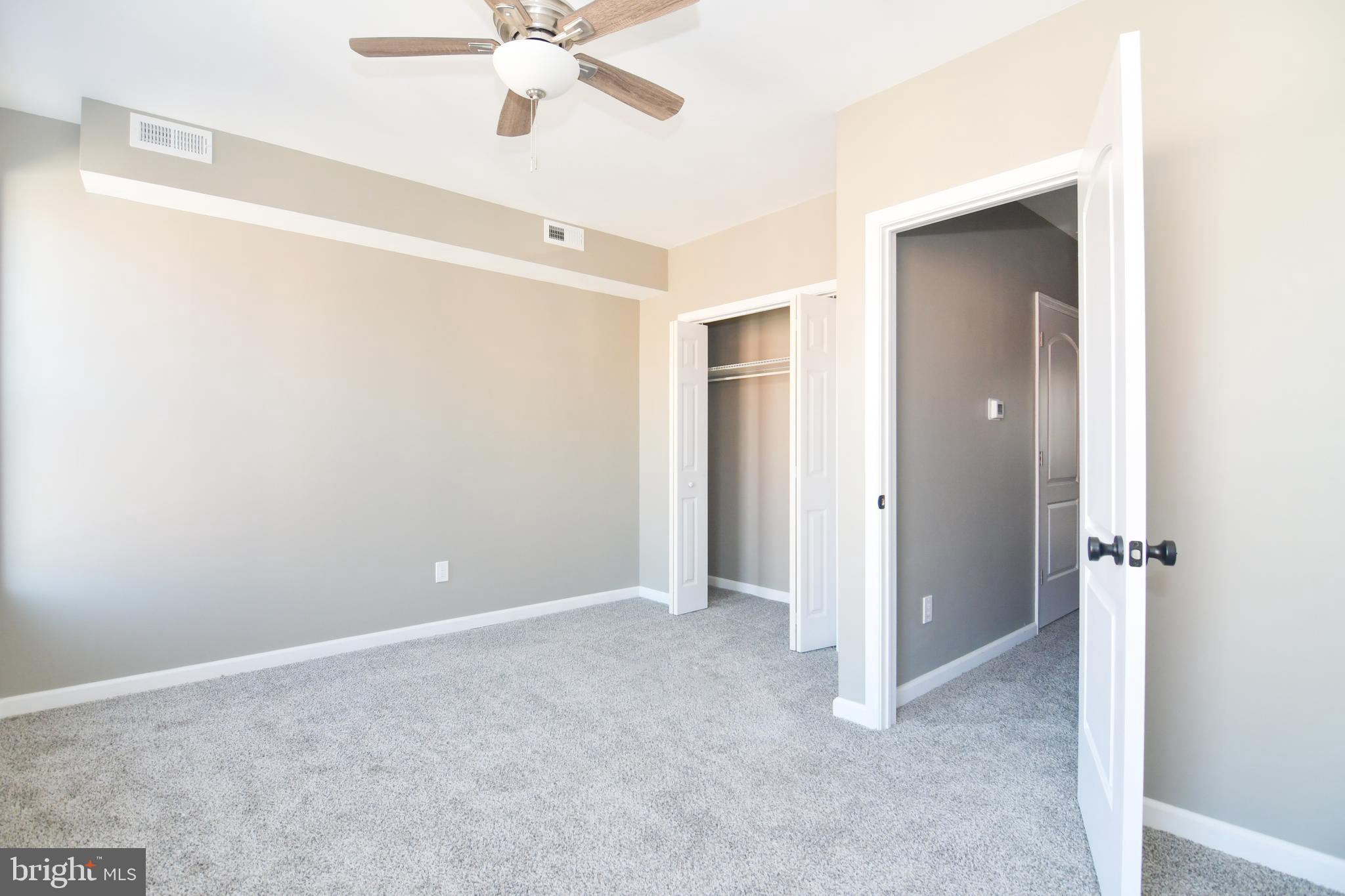 BARCLAY - Residential