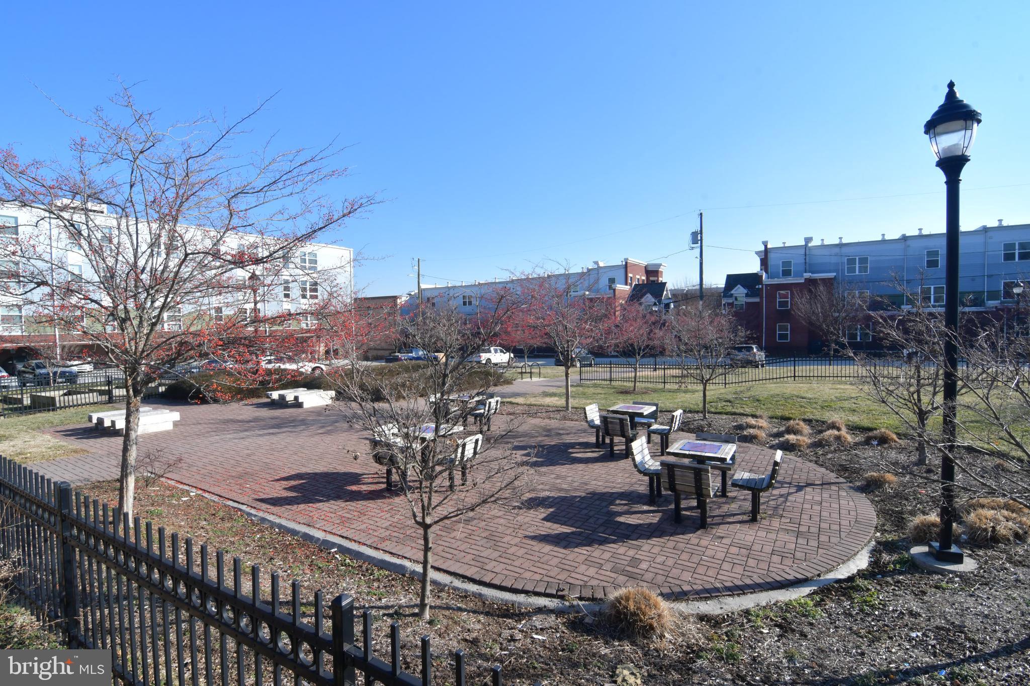 BARCLAY - Residential