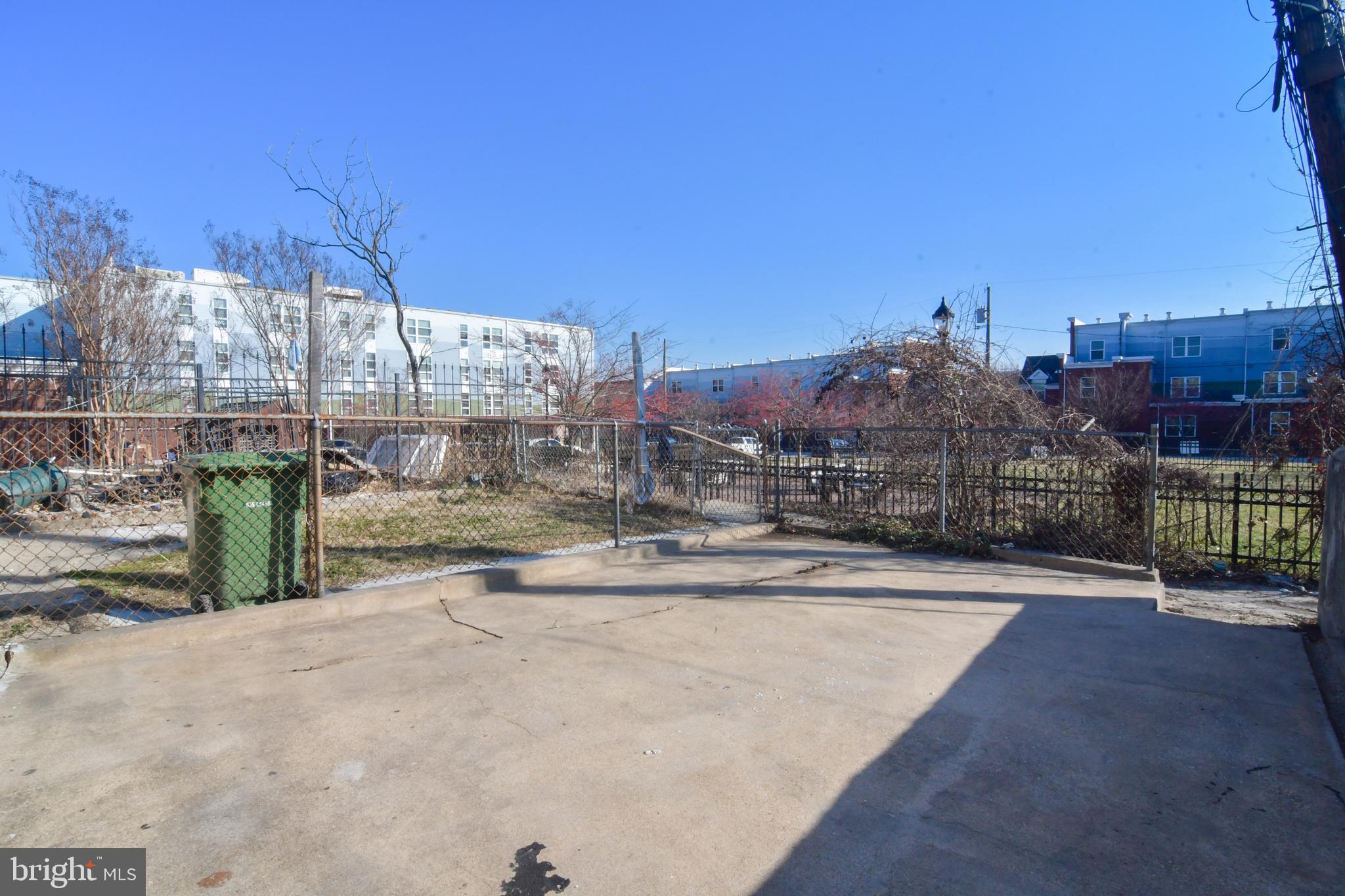 BARCLAY - Residential