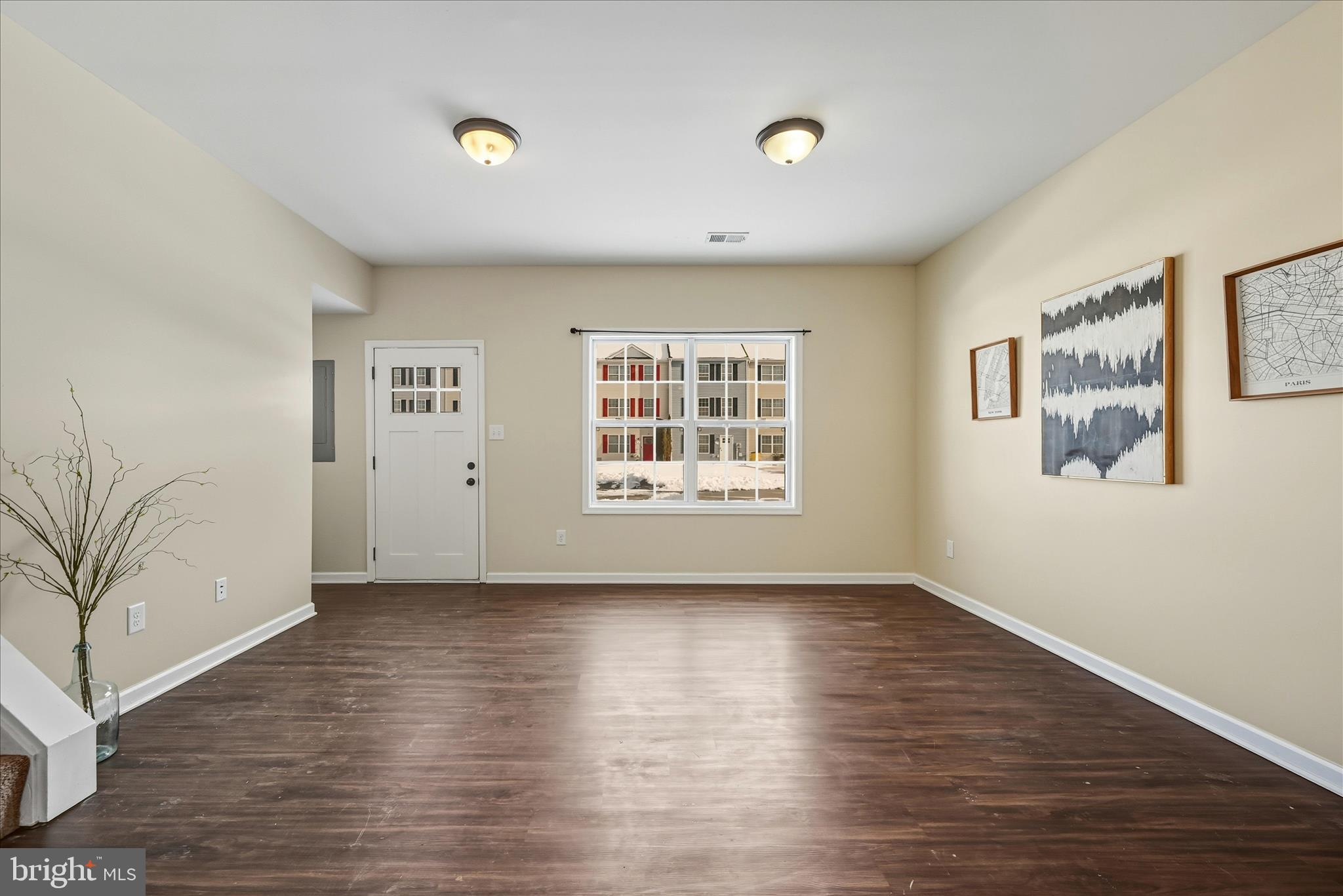 INWOOD VILLAGE - Residential