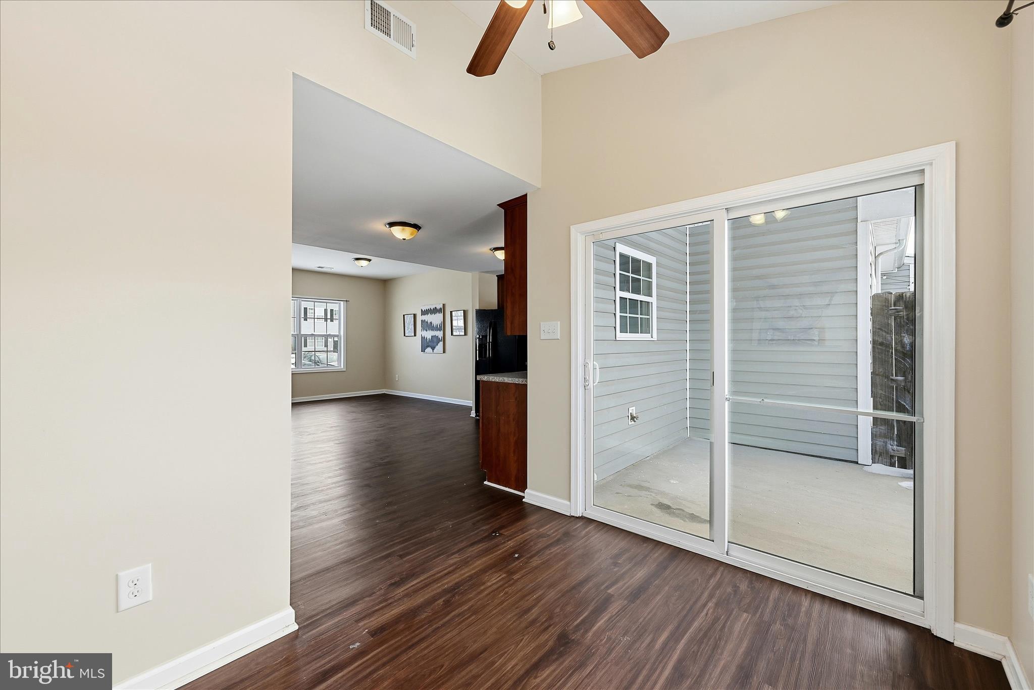 INWOOD VILLAGE - Residential