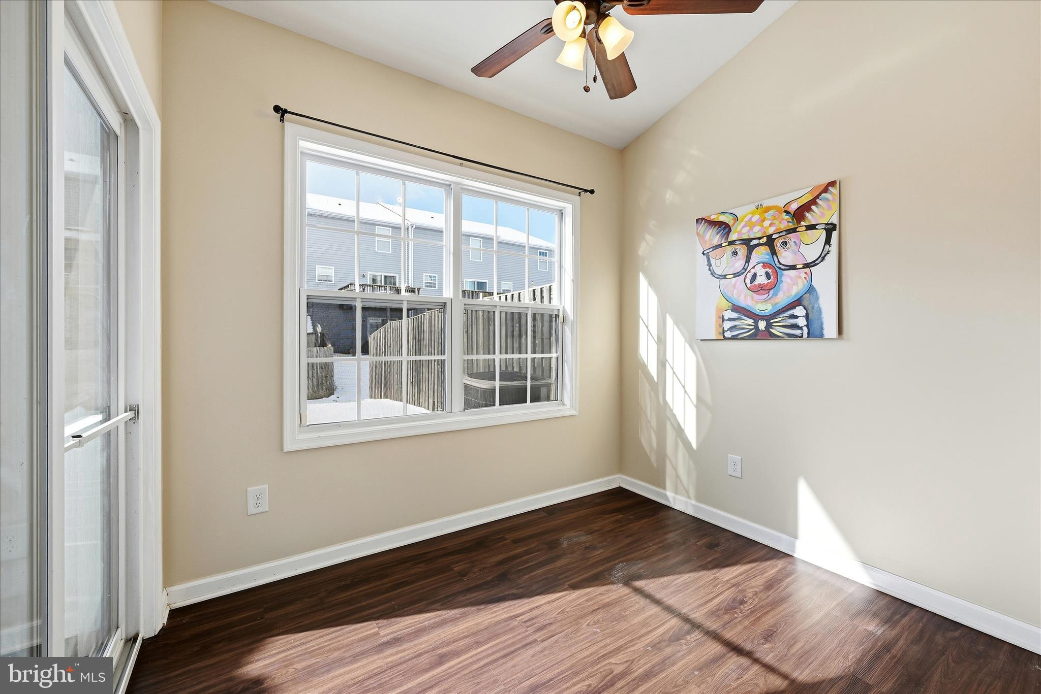 INWOOD VILLAGE - Residential