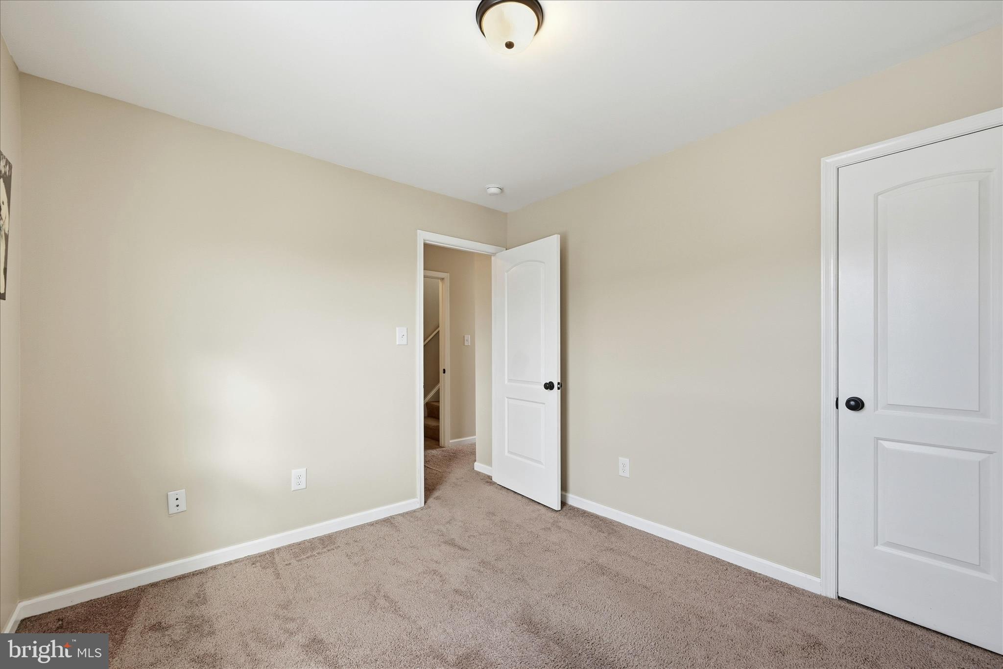 INWOOD VILLAGE - Residential