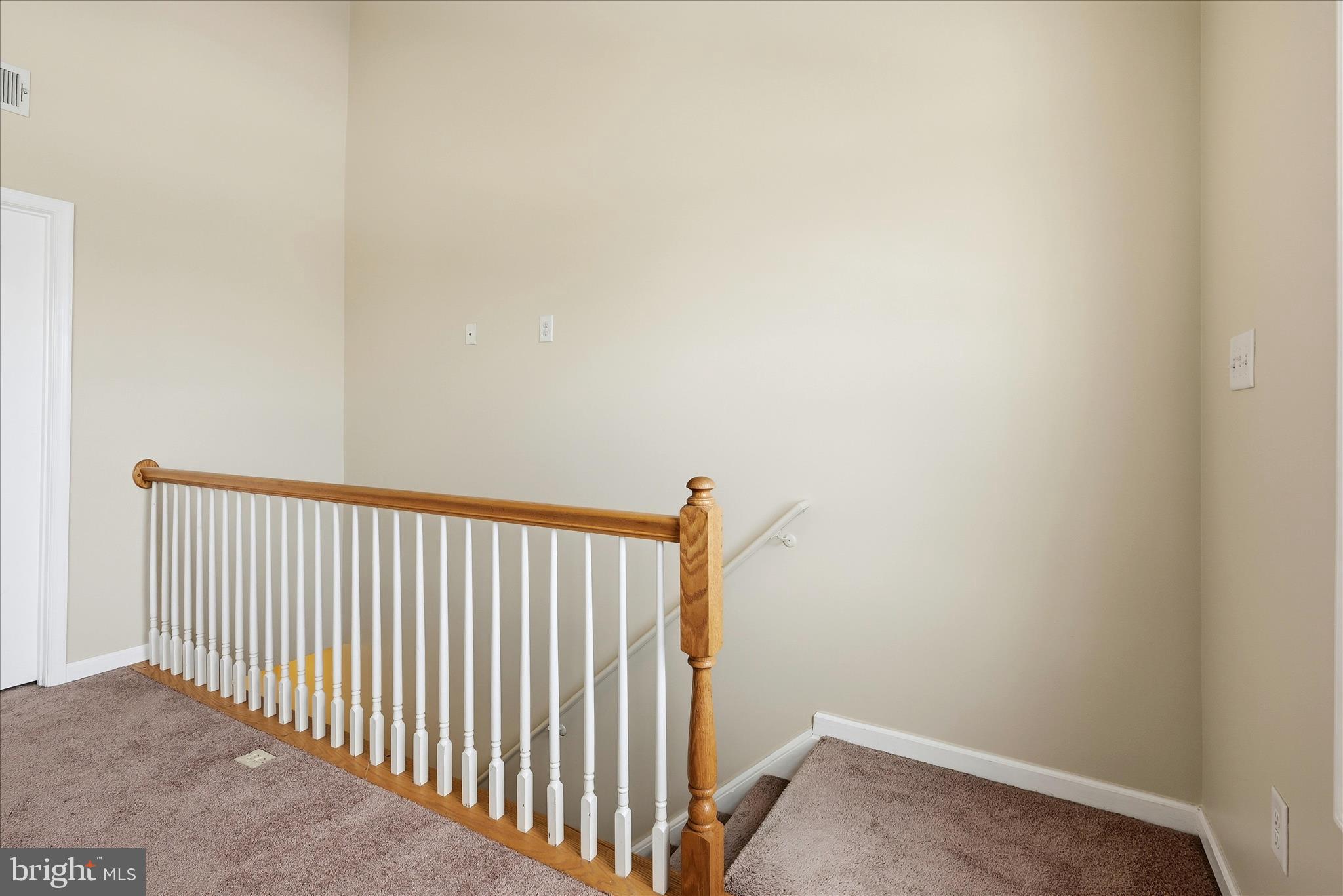 INWOOD VILLAGE - Residential