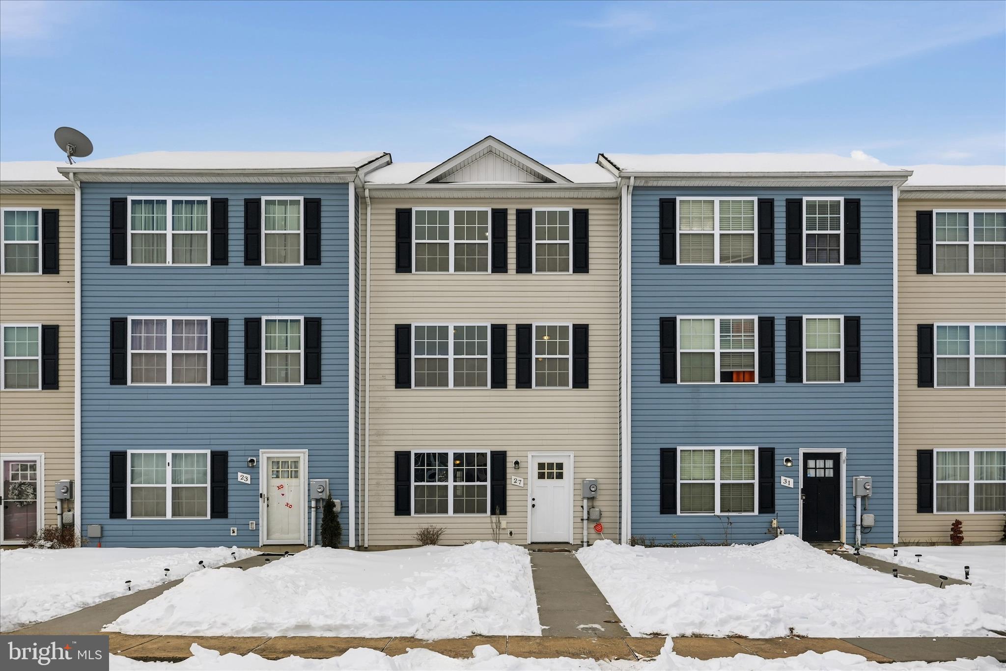 INWOOD VILLAGE - Residential