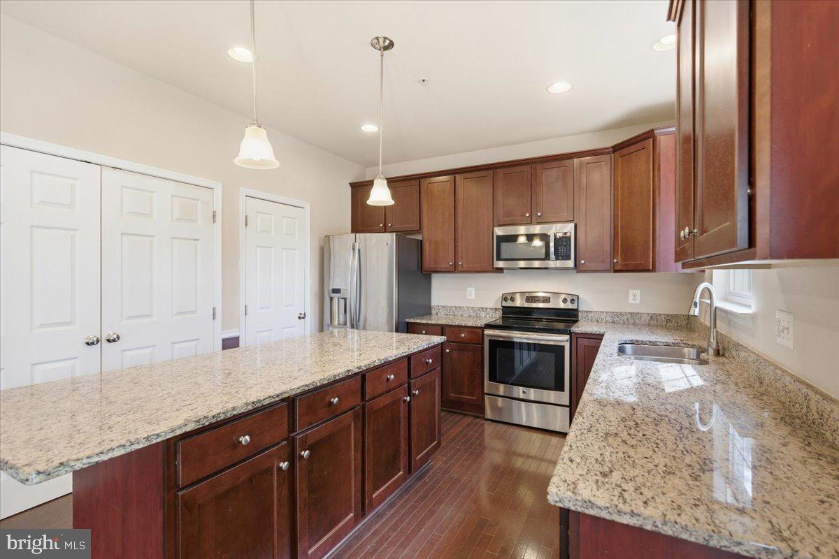 GREENBRIER - Residential