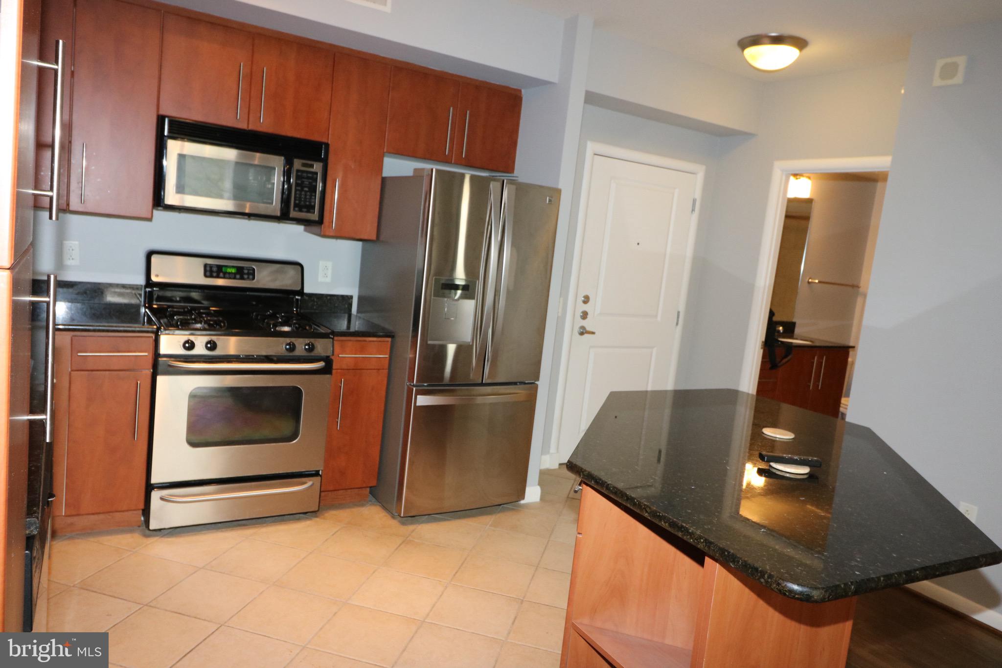 CLARENDON - Residential Lease