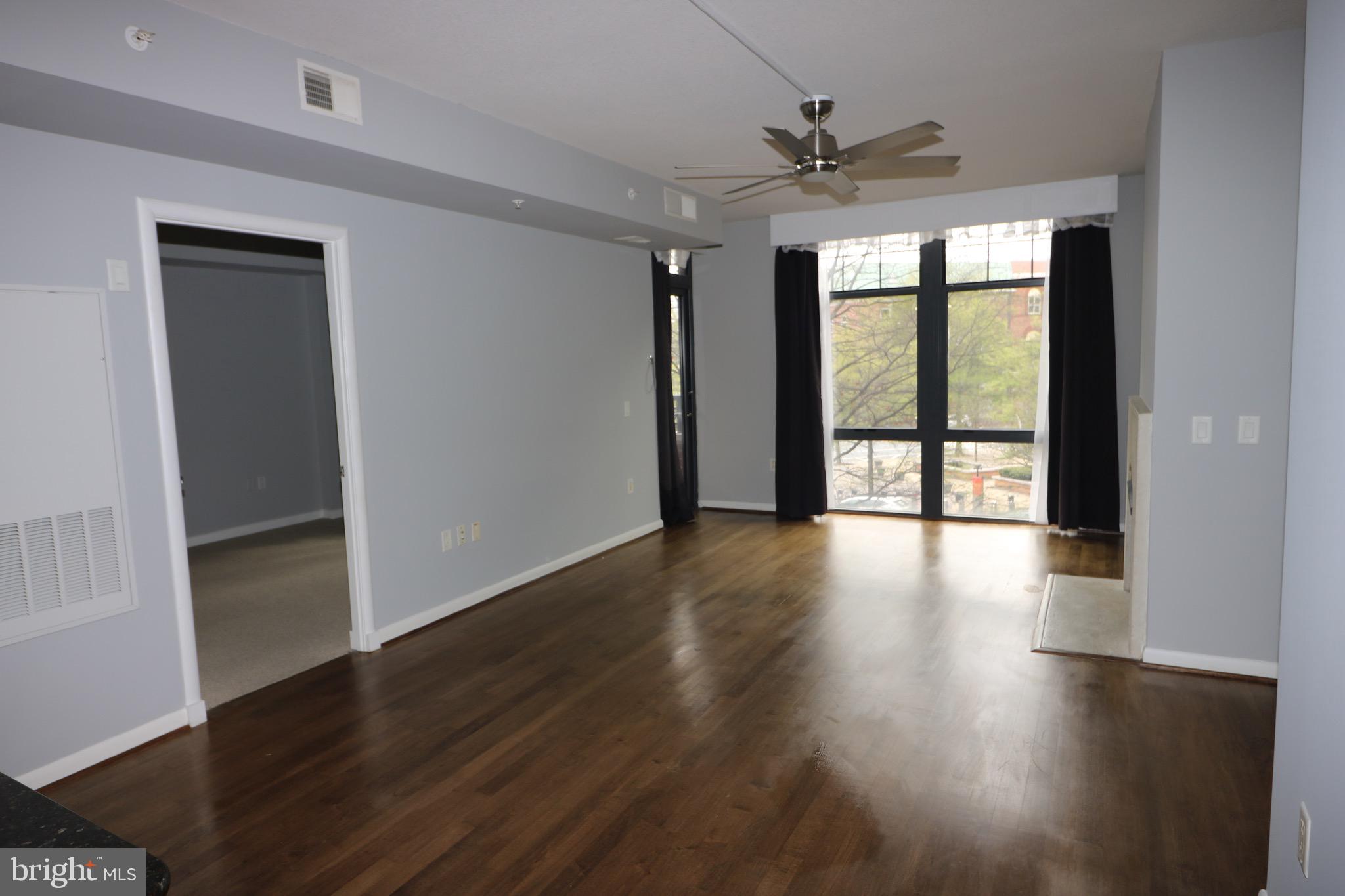 CLARENDON - Residential Lease