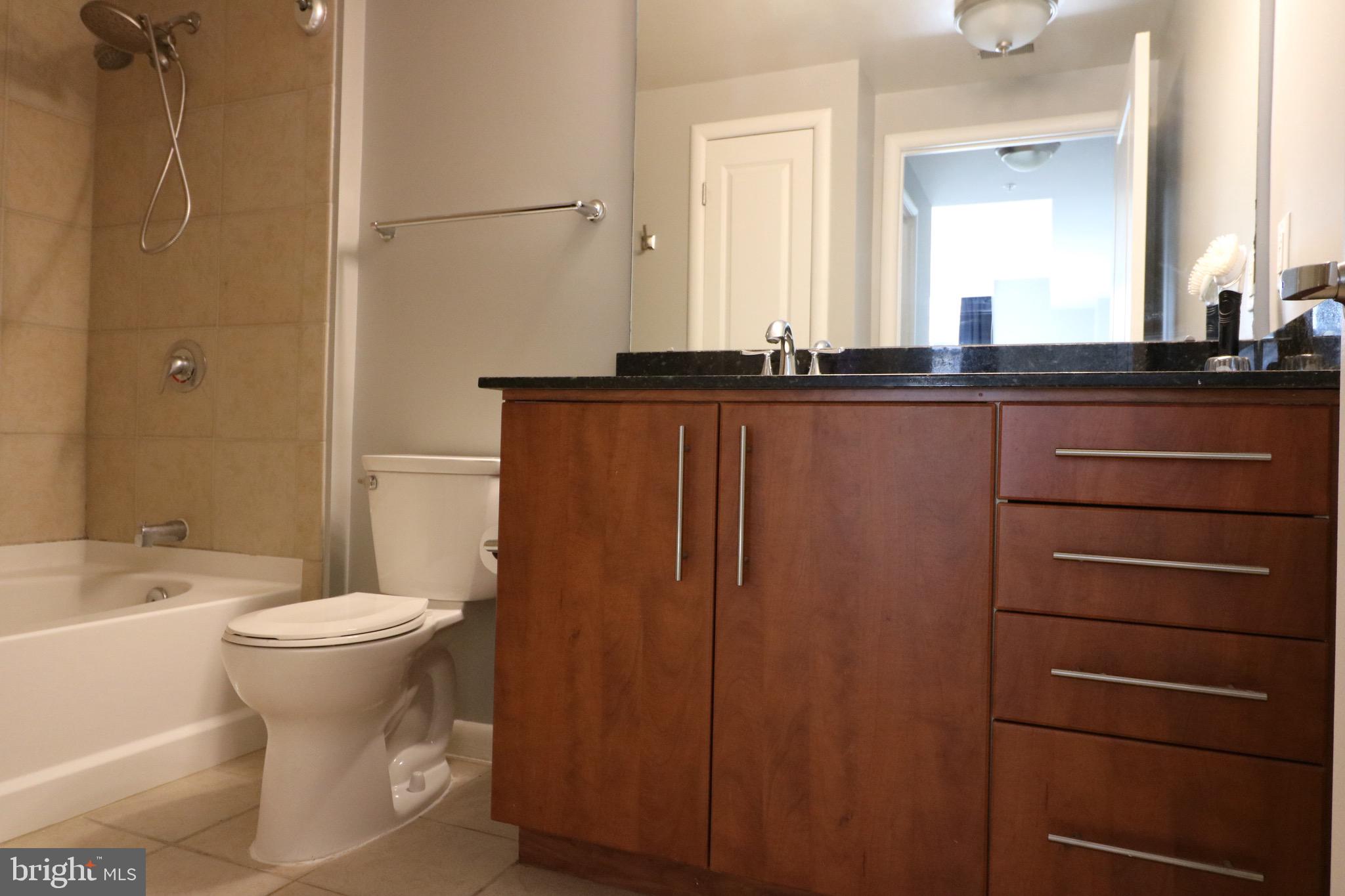 CLARENDON - Residential Lease