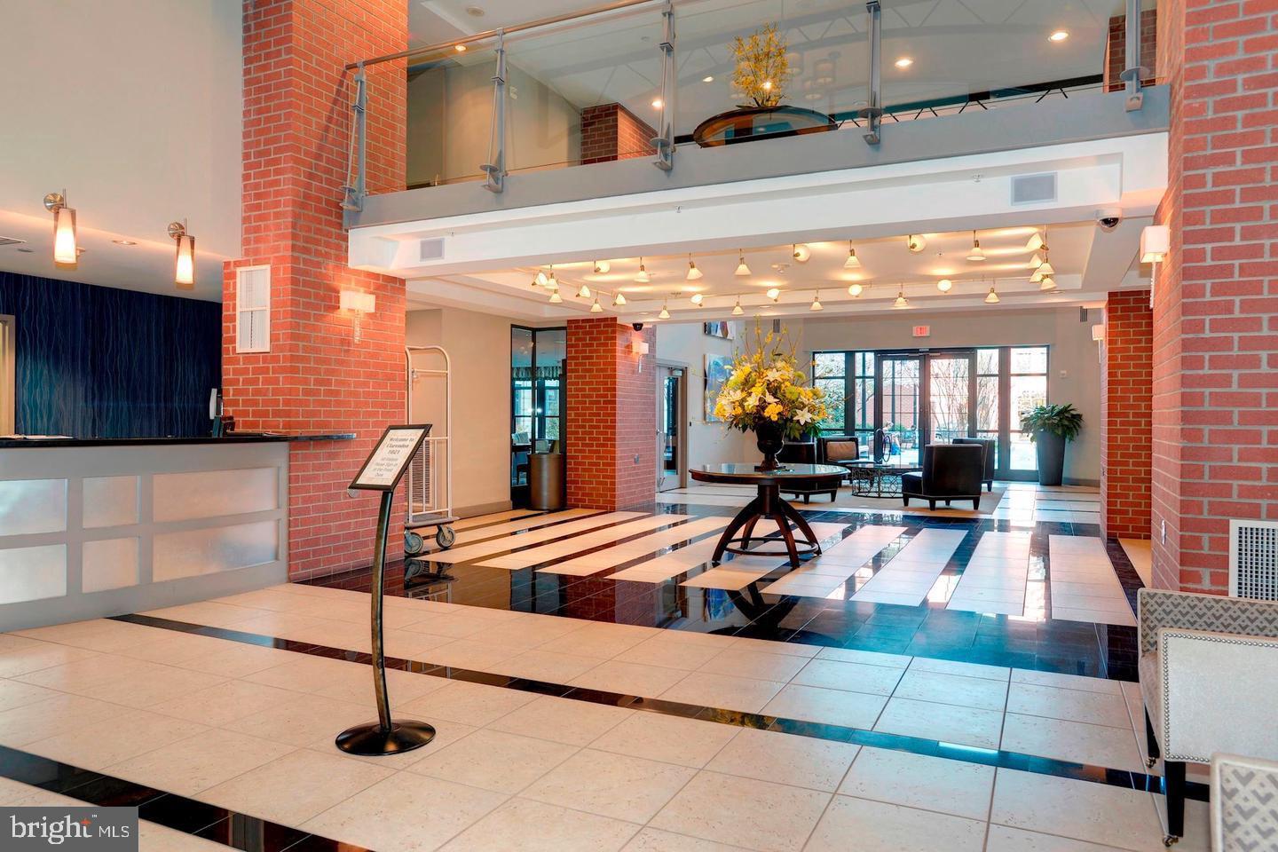 CLARENDON - Residential Lease