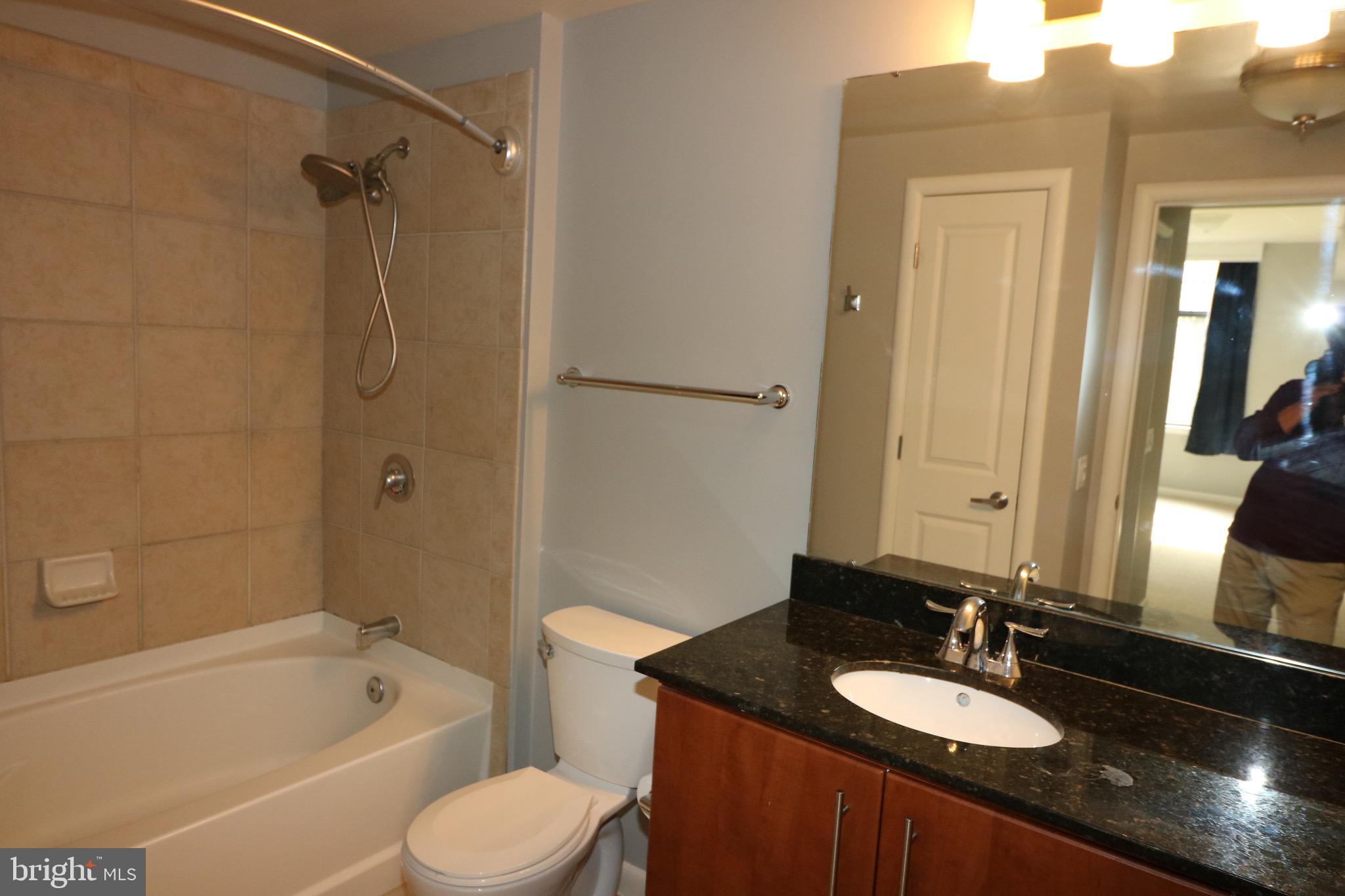 CLARENDON - Residential Lease