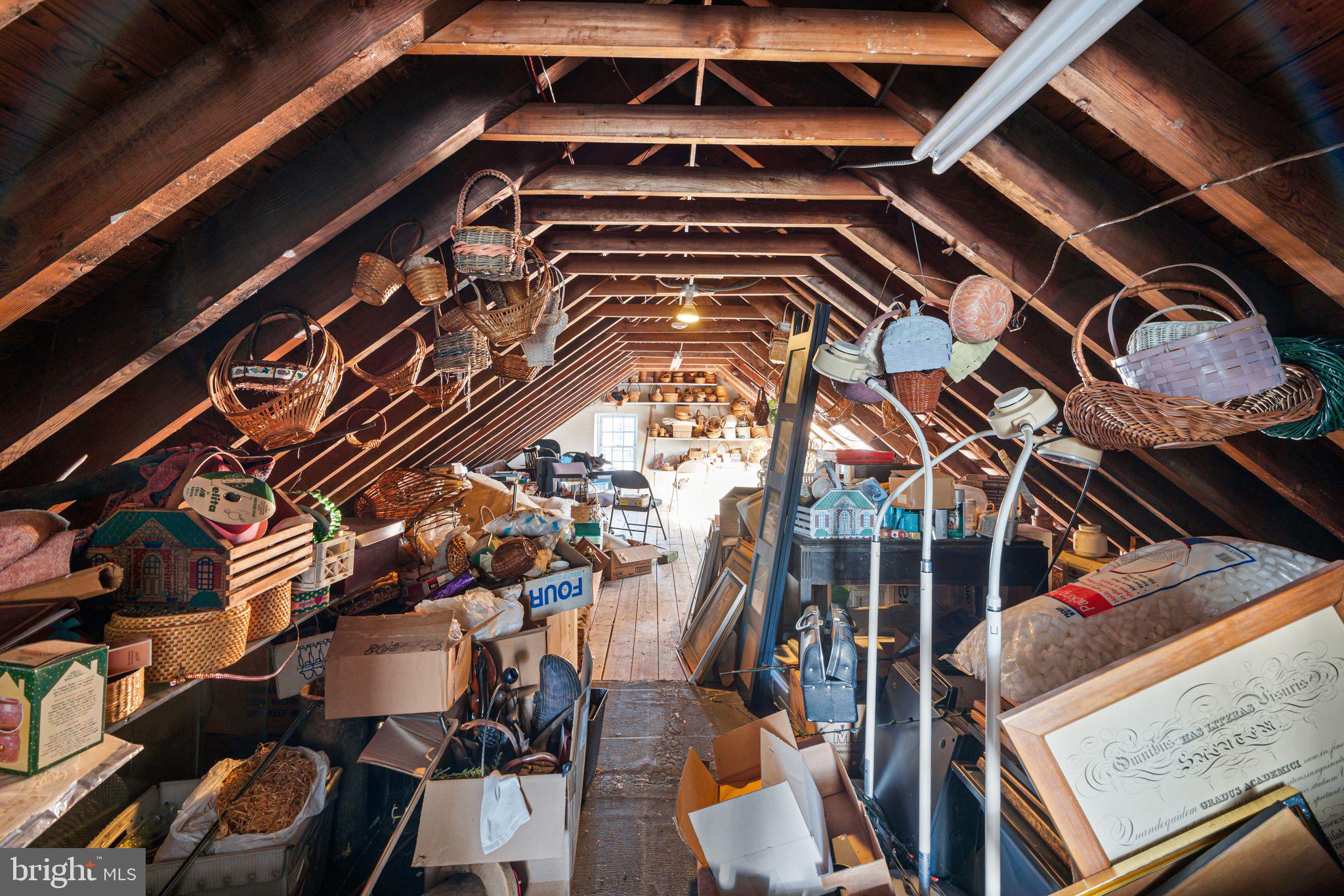 GERMANTOWN - Commercial Sale