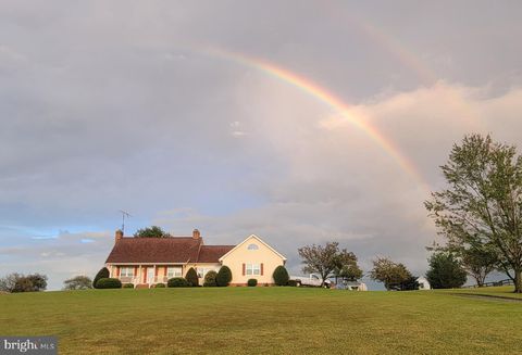 Homes For Sale - 11997 Cregger Road<br/> KEYMAR, MD 21757