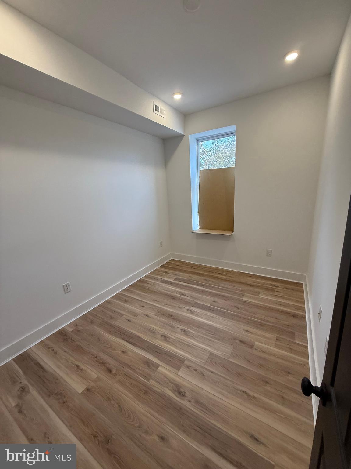 1543 N 33RD STREET 3